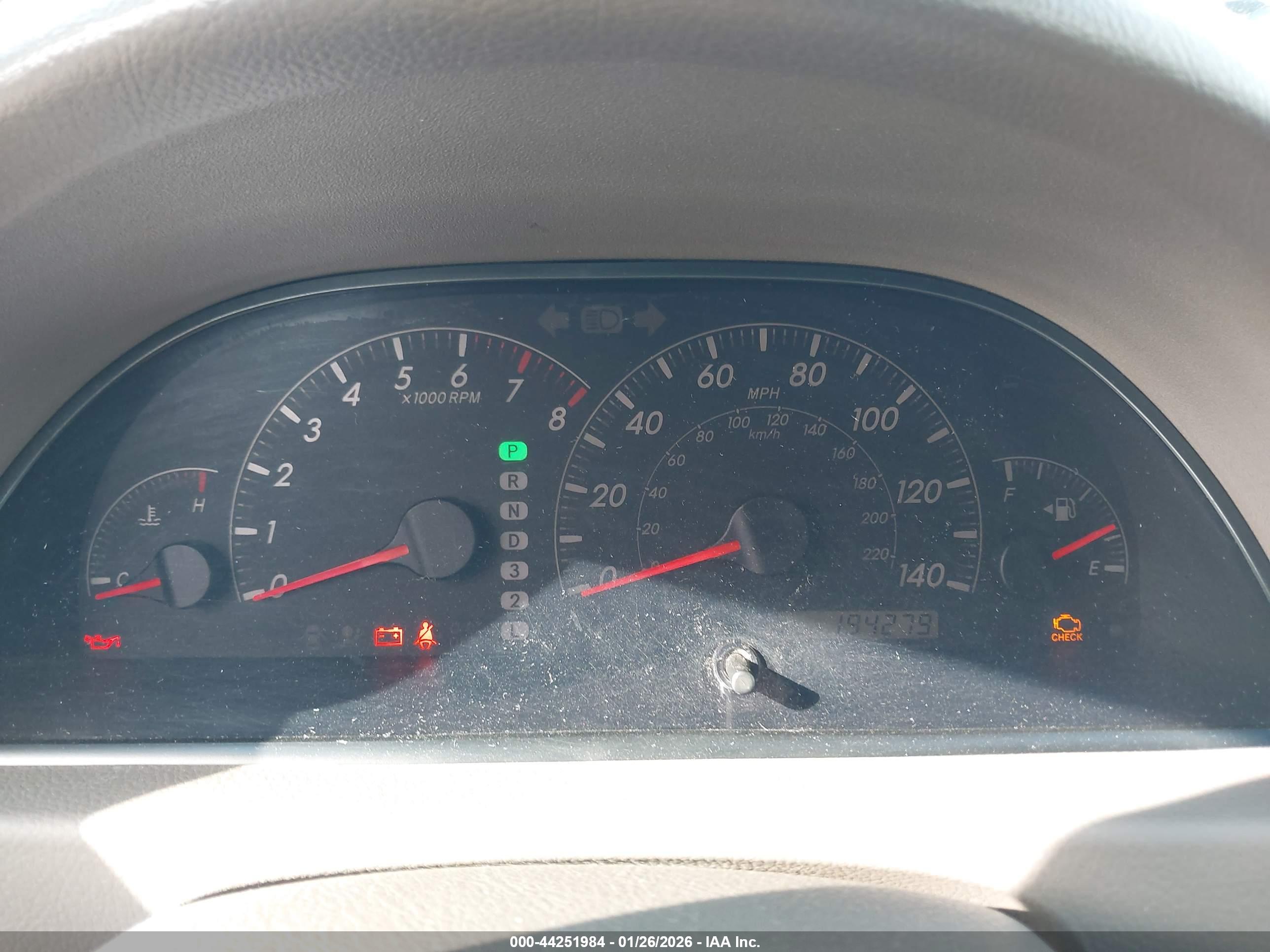 TOYOTA CAMRY image 7
