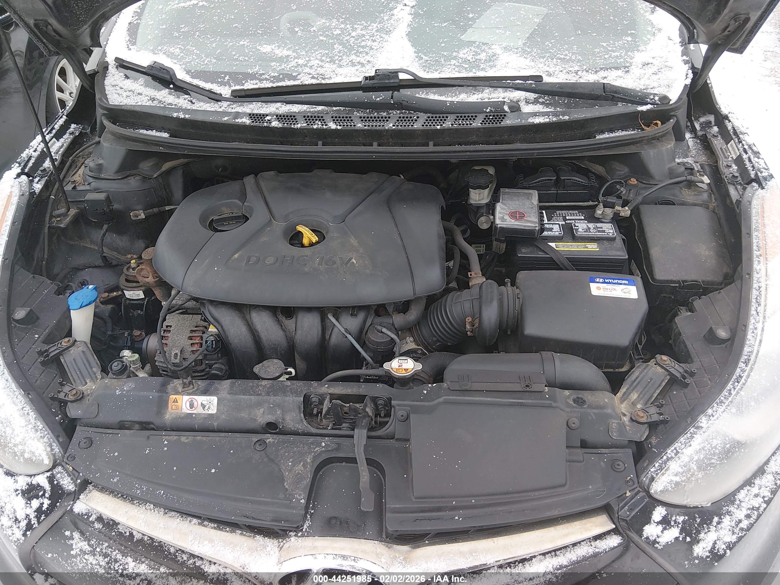 HYUNDAI ELANTRA image 10