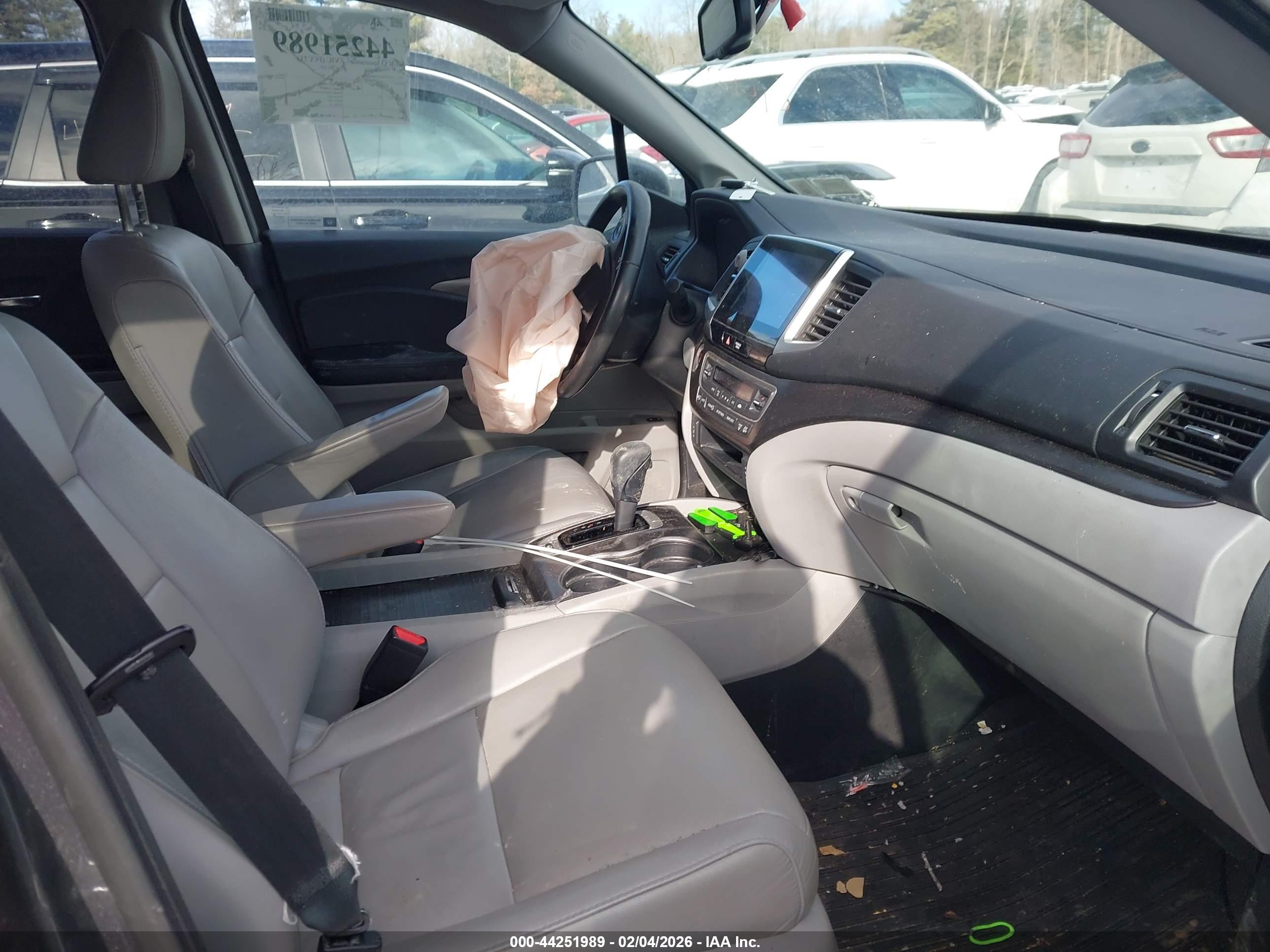 HONDA PILOT image 5