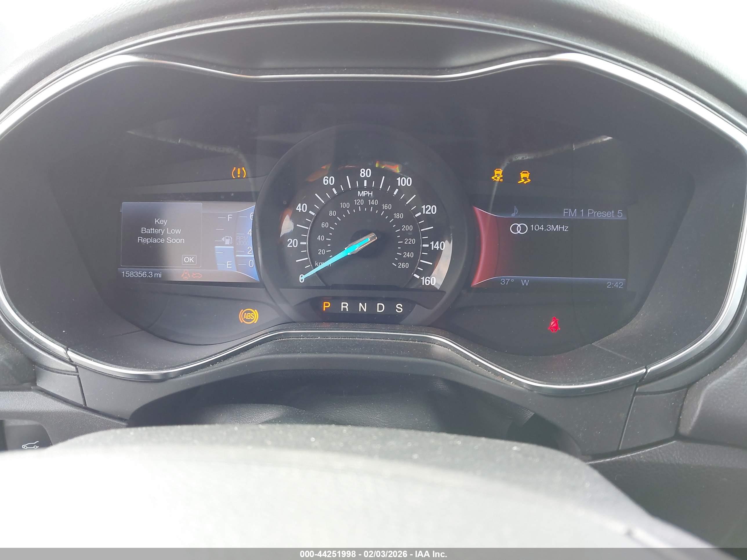 FORD FUSION image 7