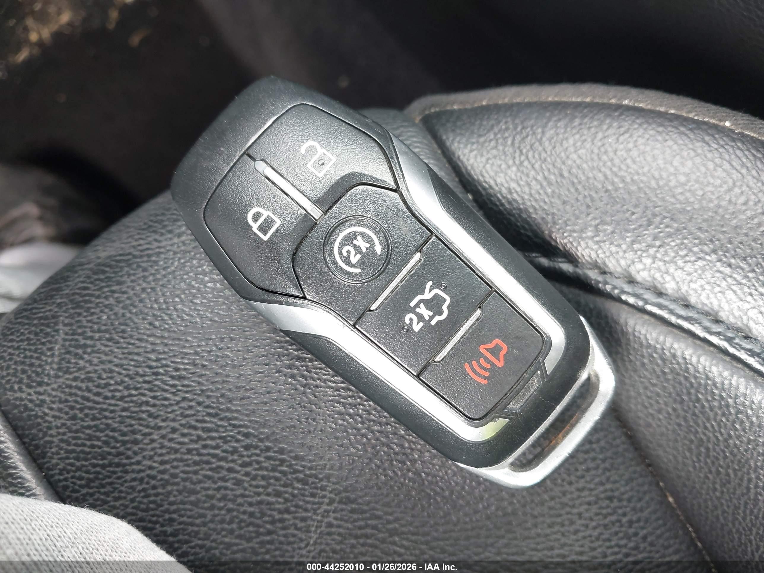 FORD EDGE image 11