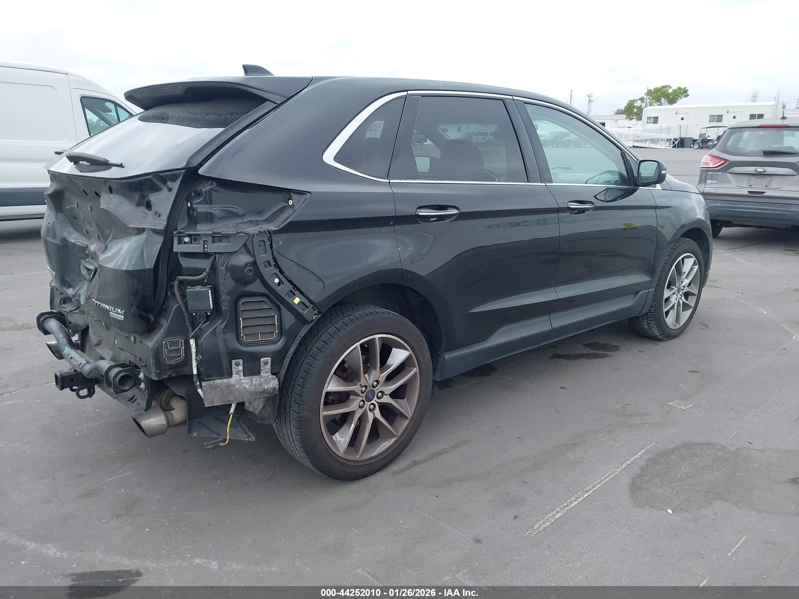 FORD EDGE image 4