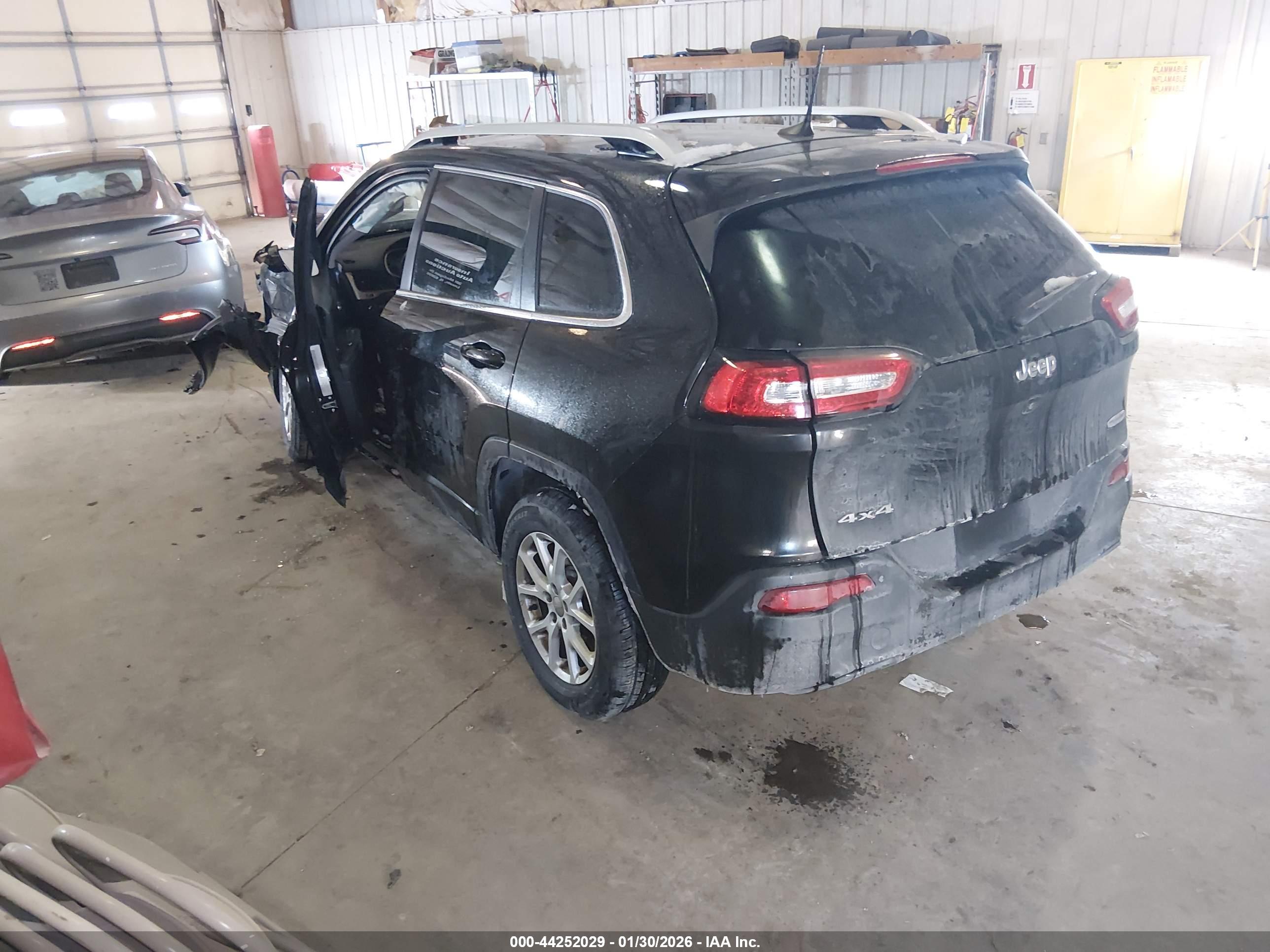 JEEP CHEROKEE image 3