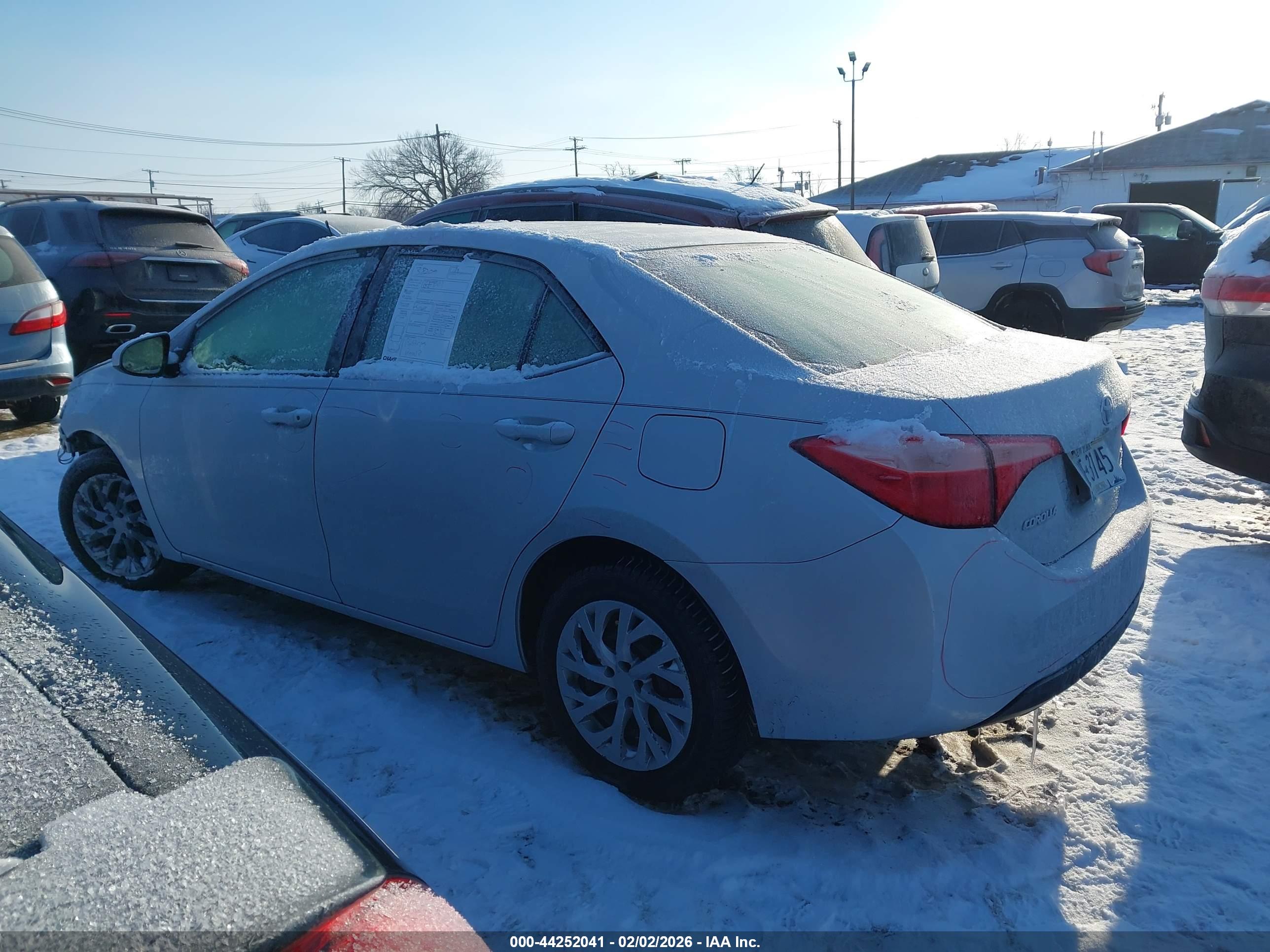 TOYOTA COROLLA image 3