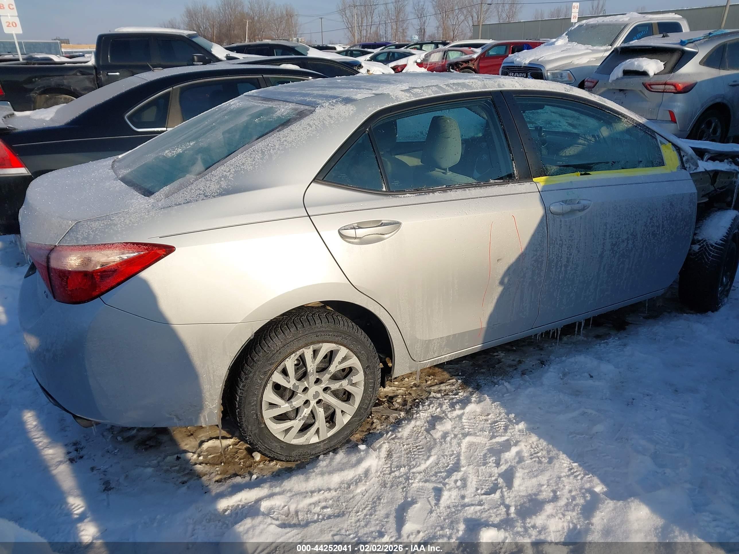 TOYOTA COROLLA image 4