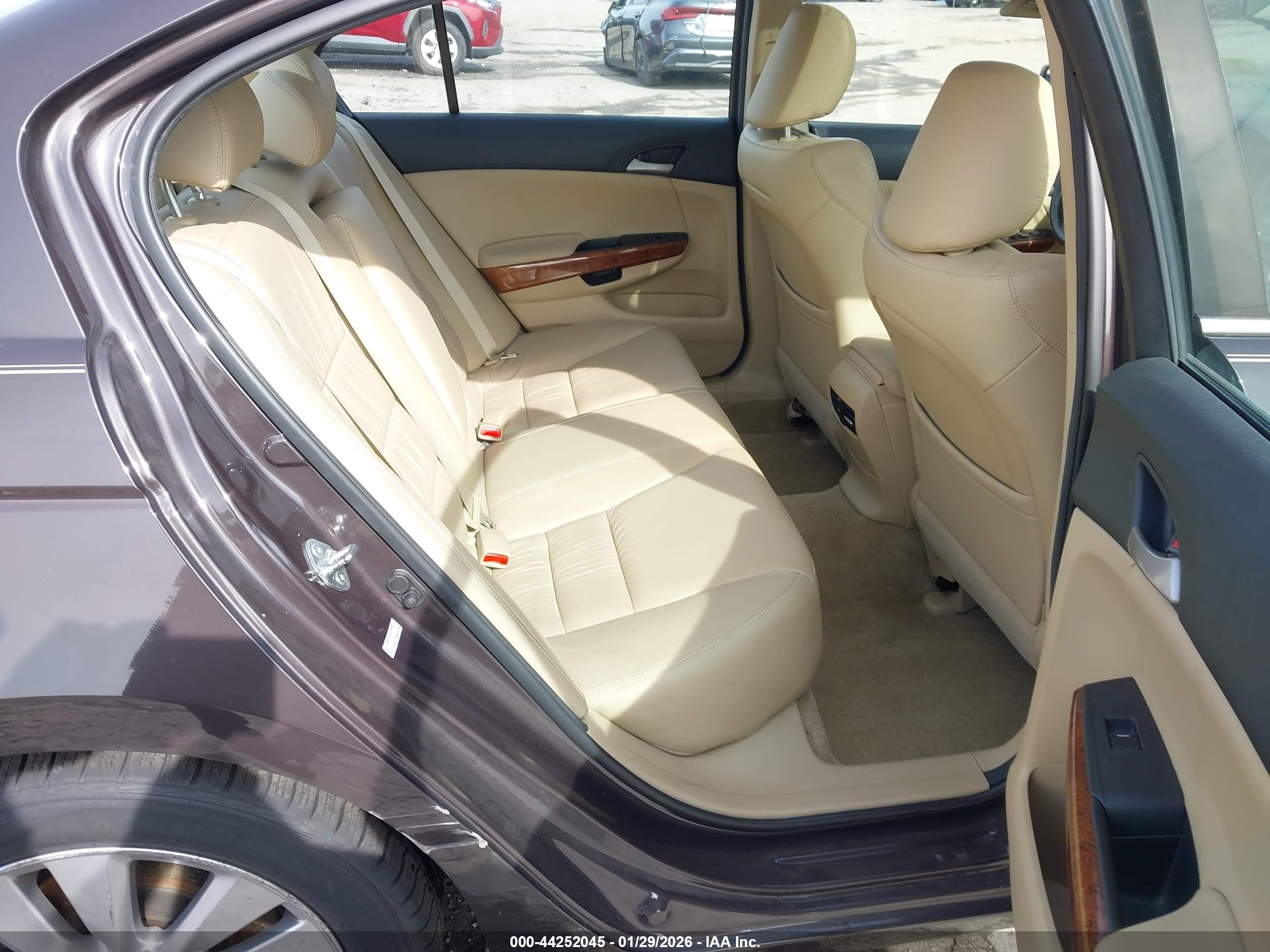 HONDA ACCORD image 8