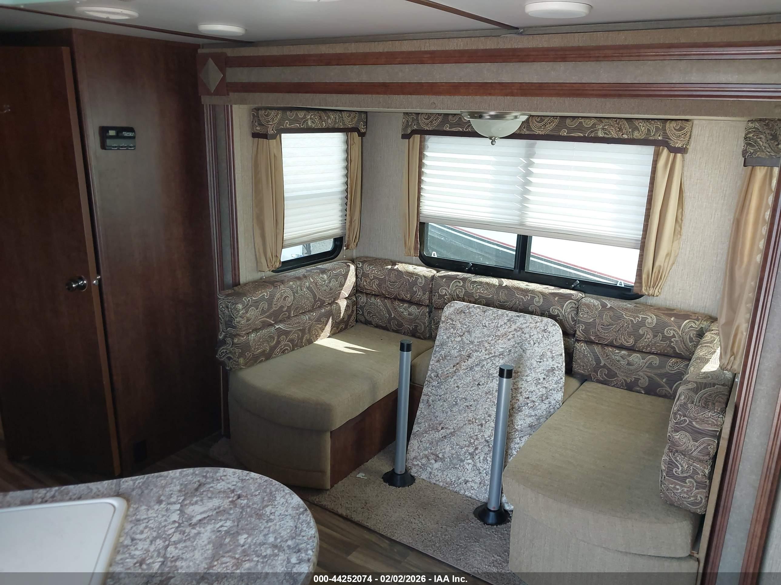 KEYSTONE RV image 5