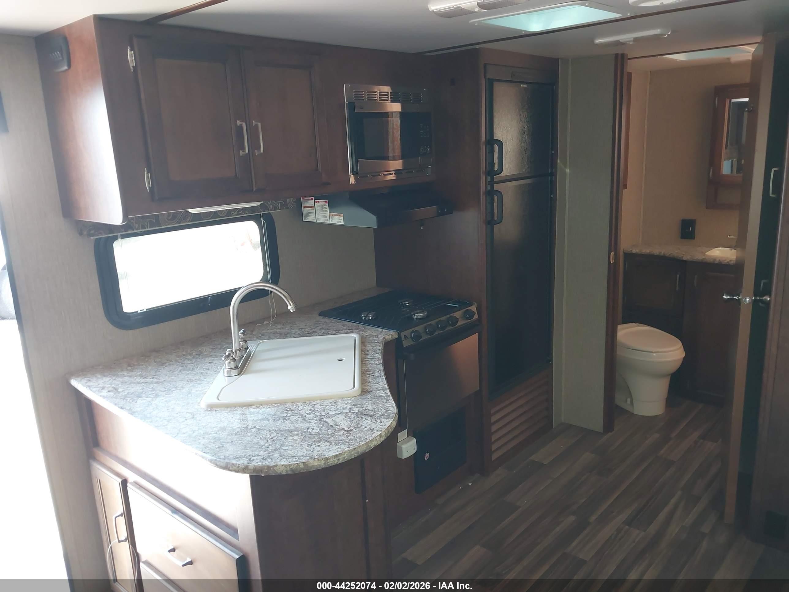 KEYSTONE RV image 7
