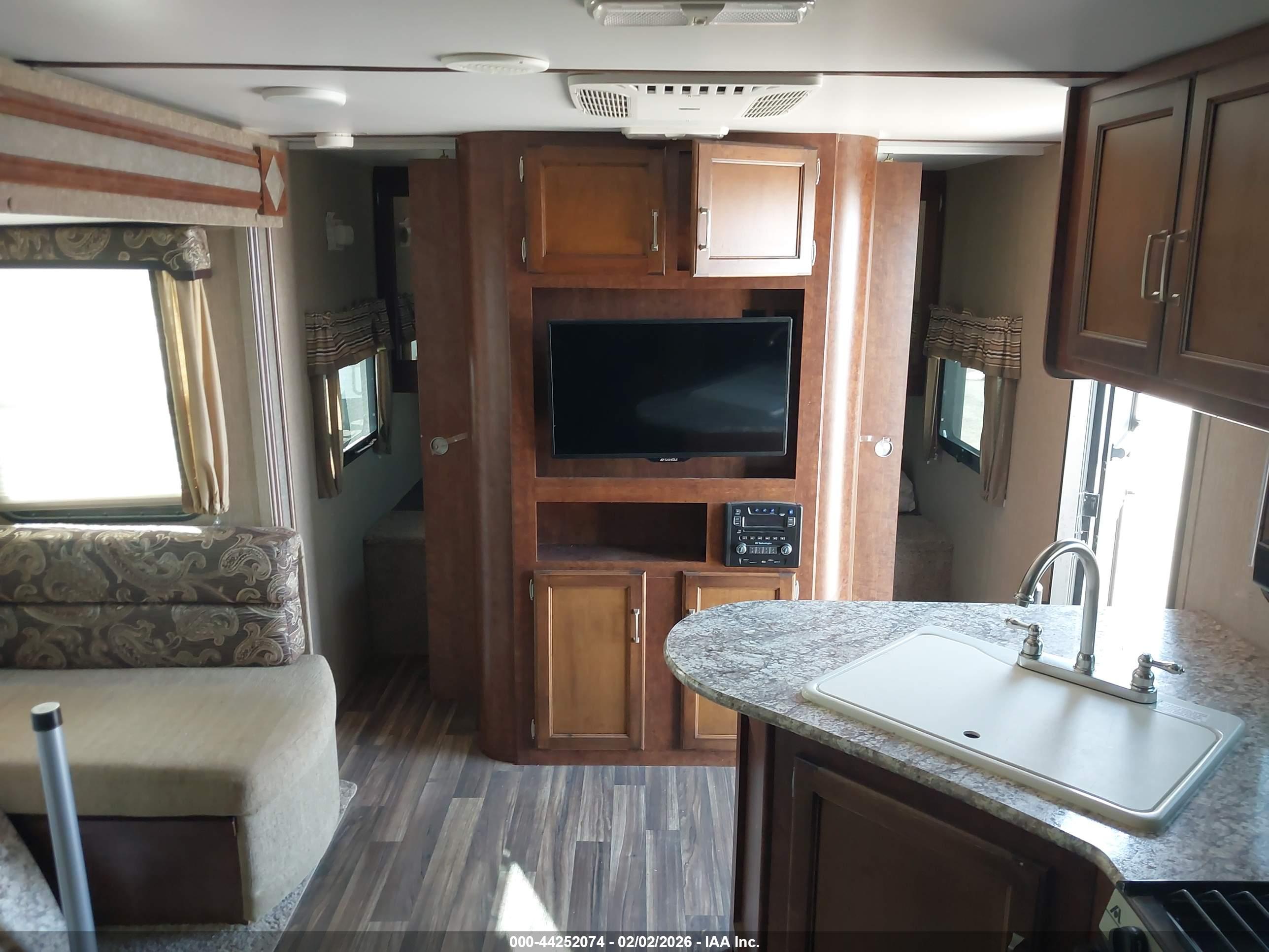 KEYSTONE RV image 8