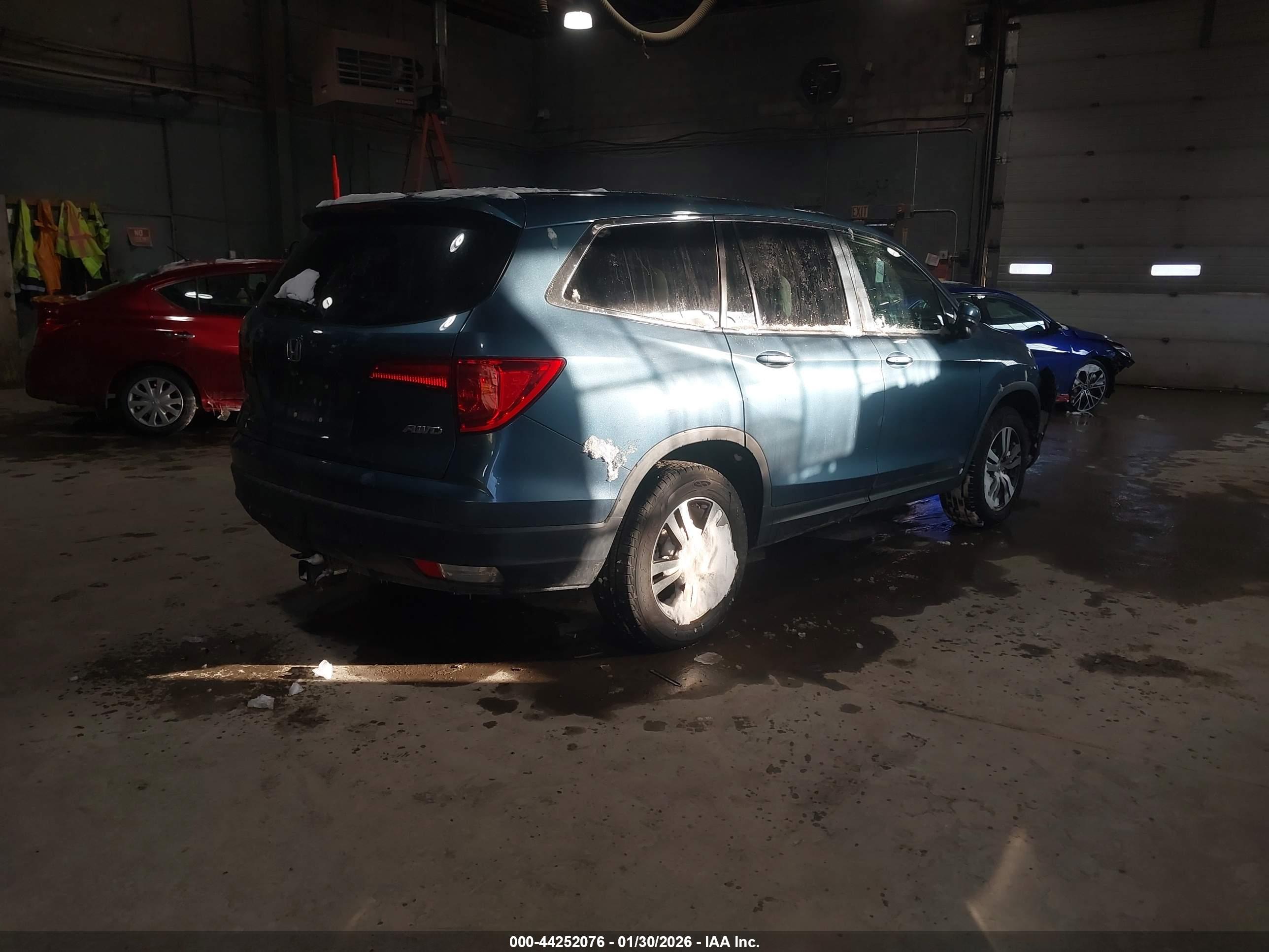 HONDA PILOT image 4
