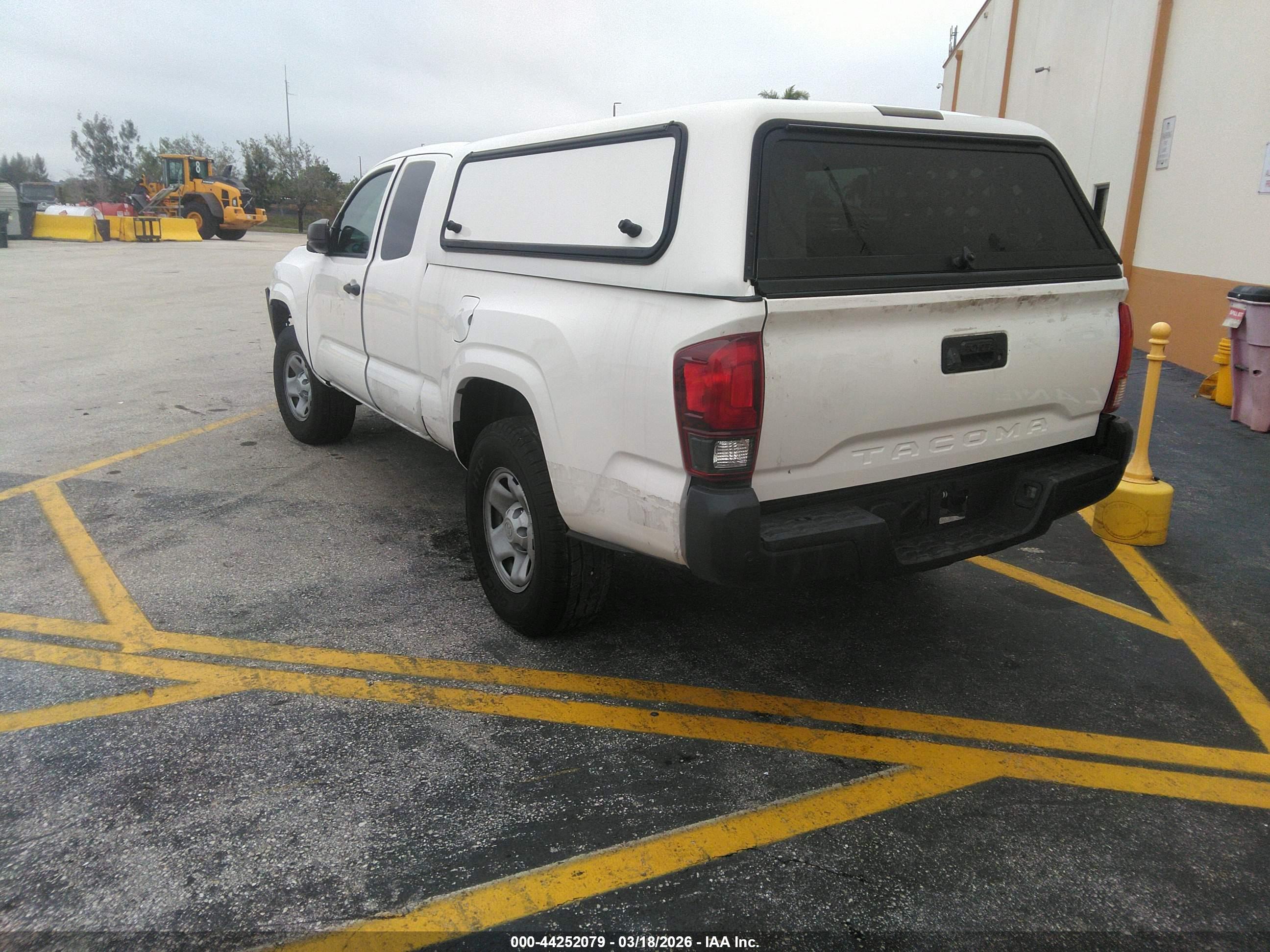TOYOTA TACOMA image 3