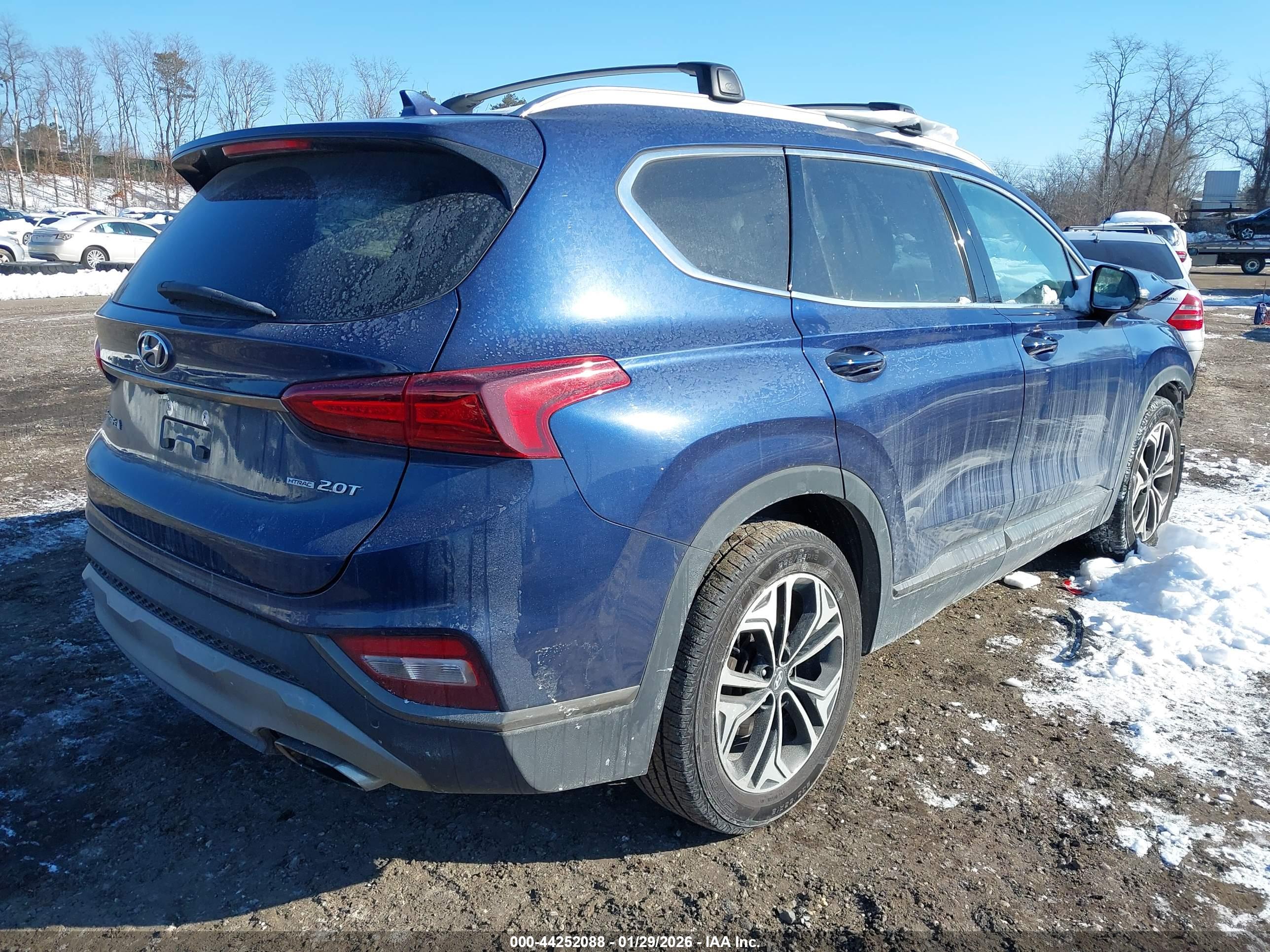 HYUNDAI SANTA image 4