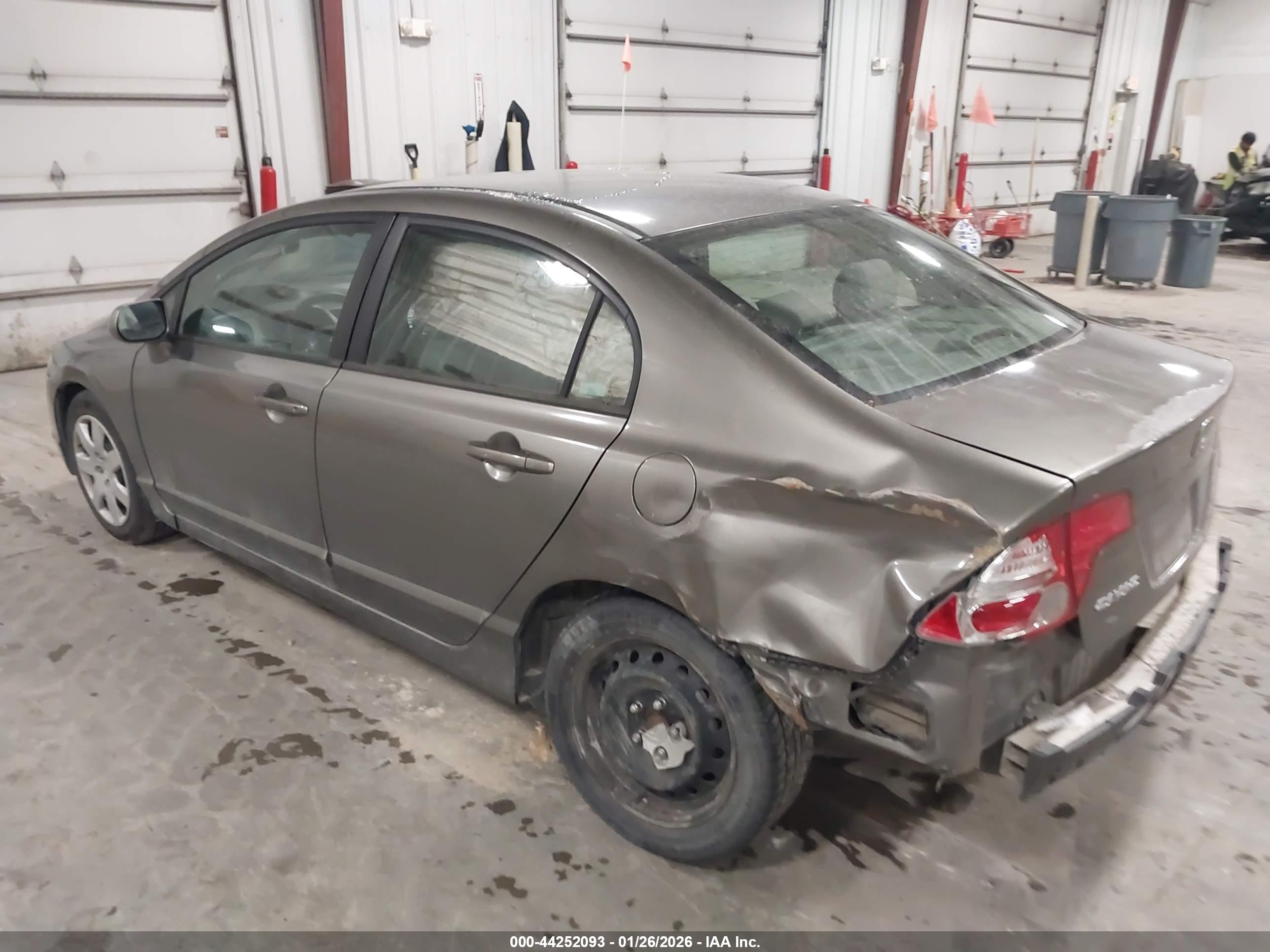 HONDA CIVIC image 3