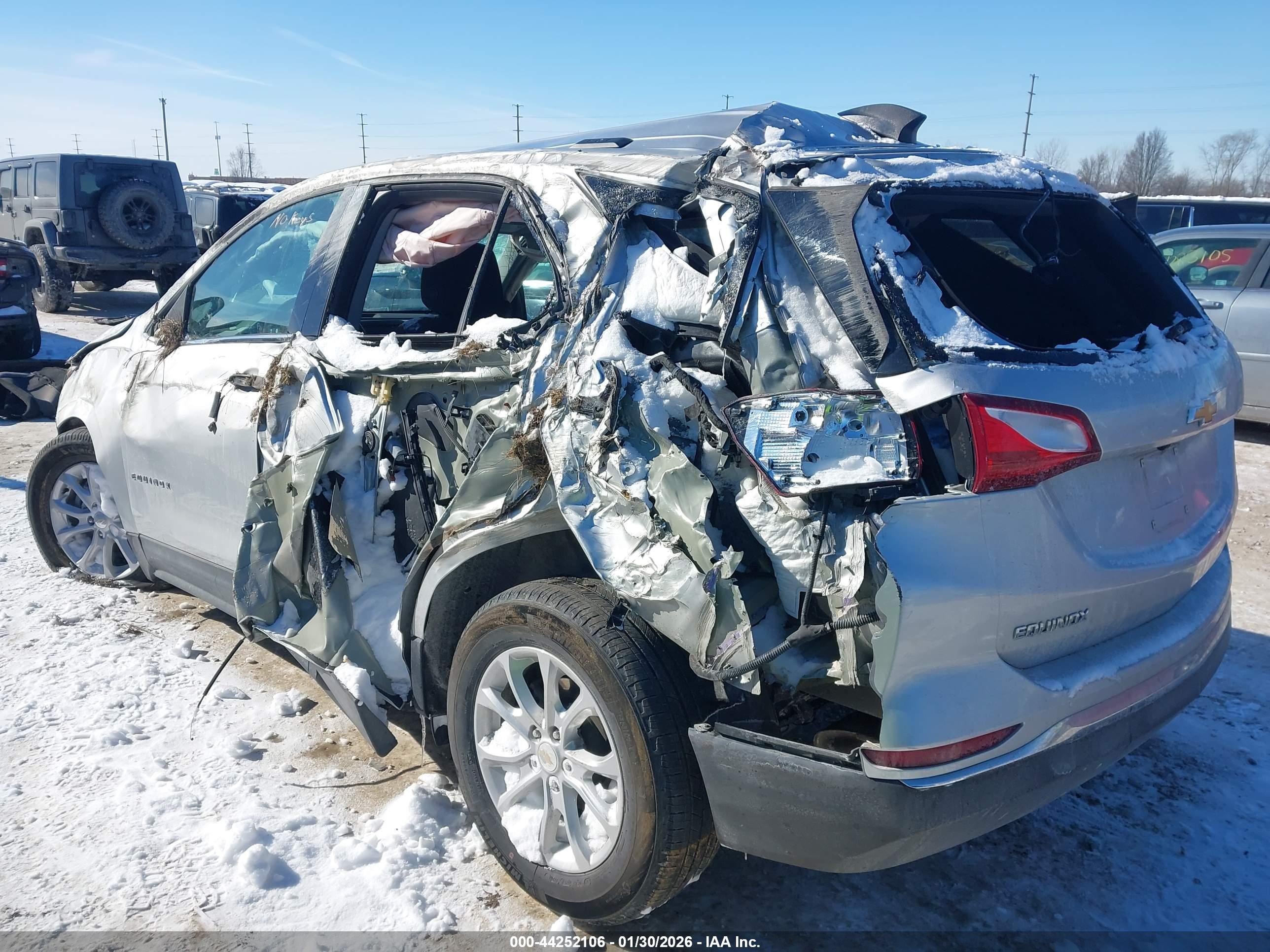CHEVROLET EQUINOX image 3