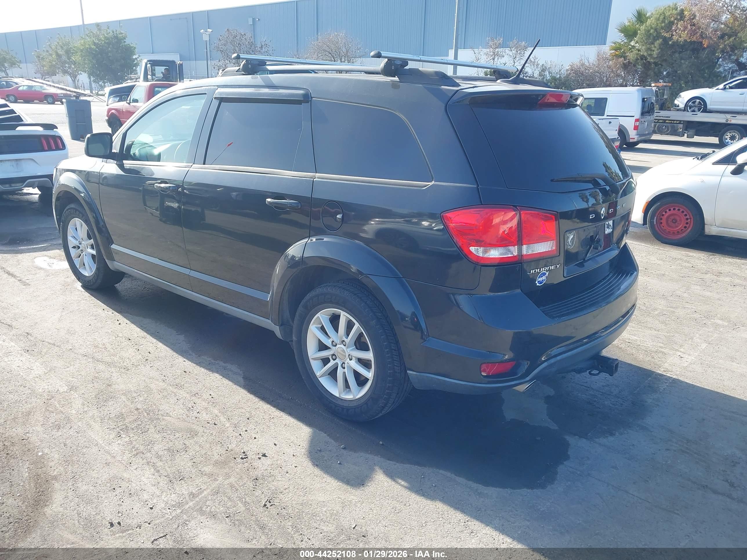 DODGE JOURNEY image 3