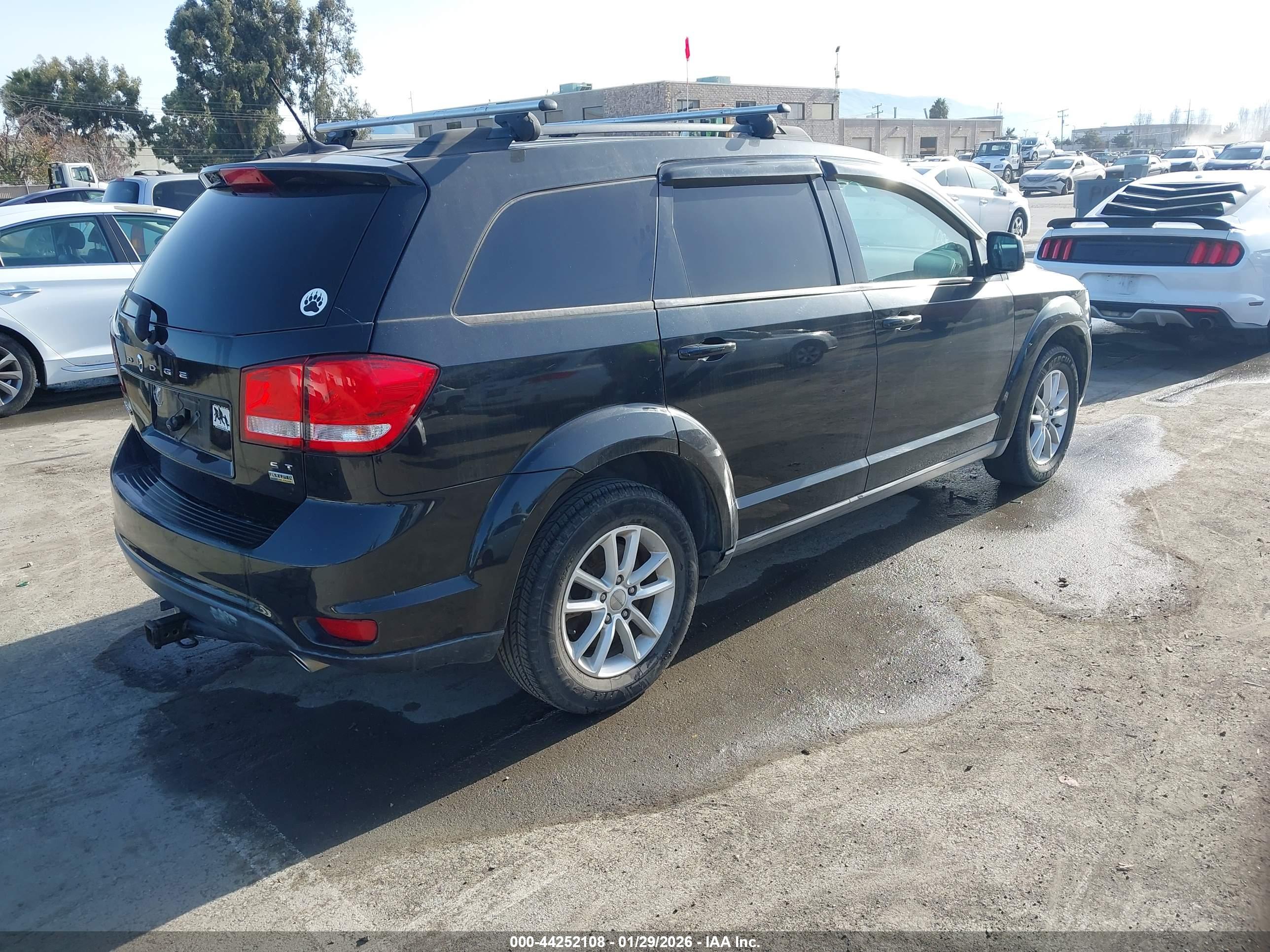 DODGE JOURNEY image 4