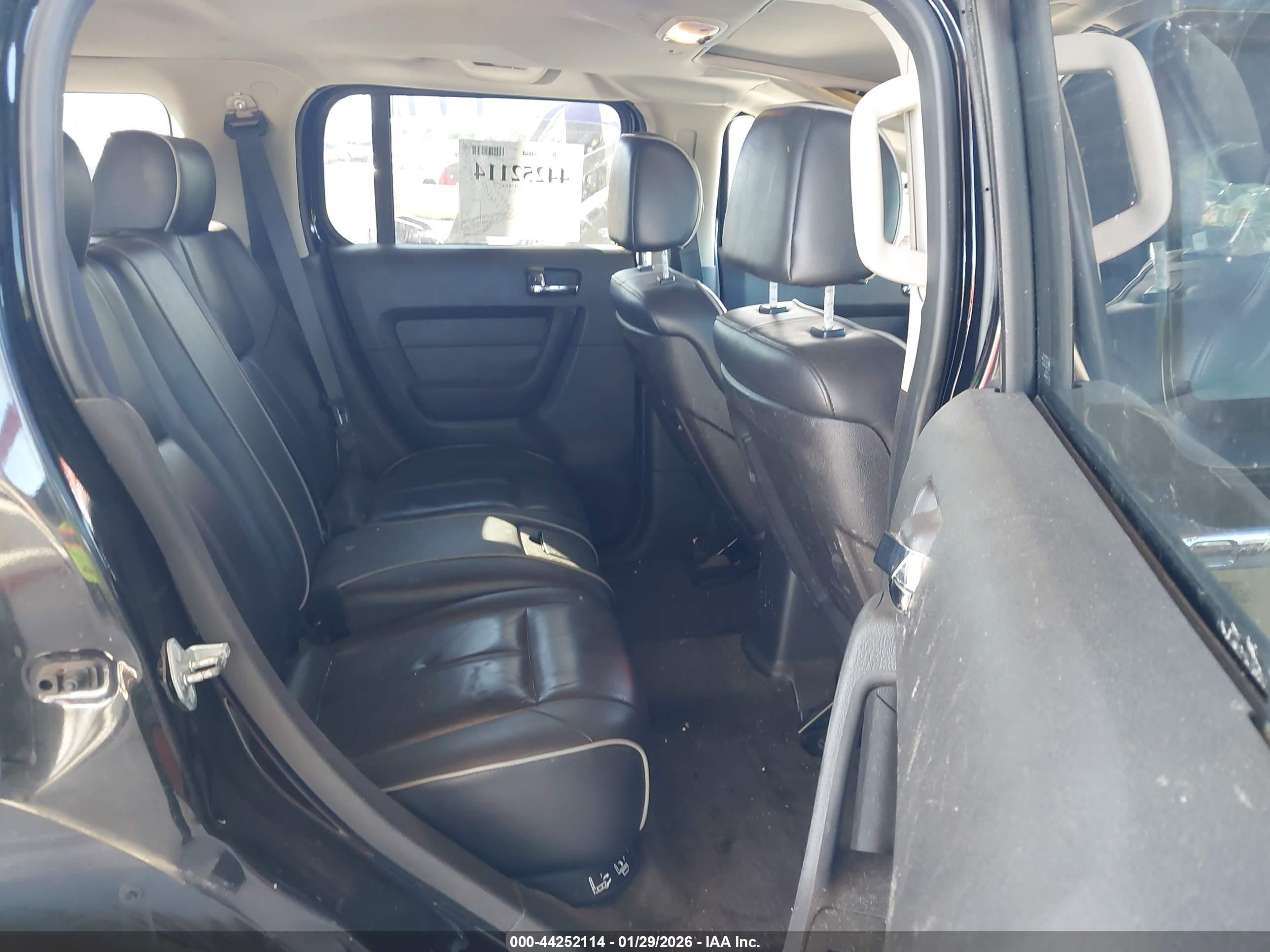 HUMMER H3 image 8