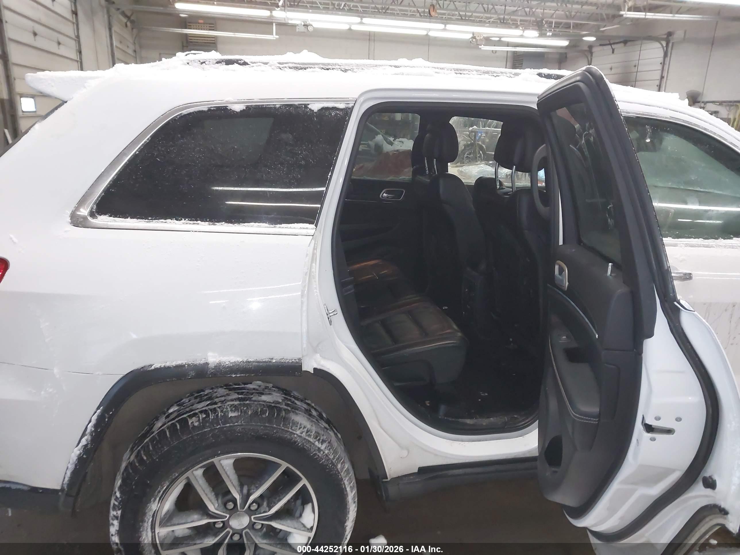 JEEP GRAND image 8
