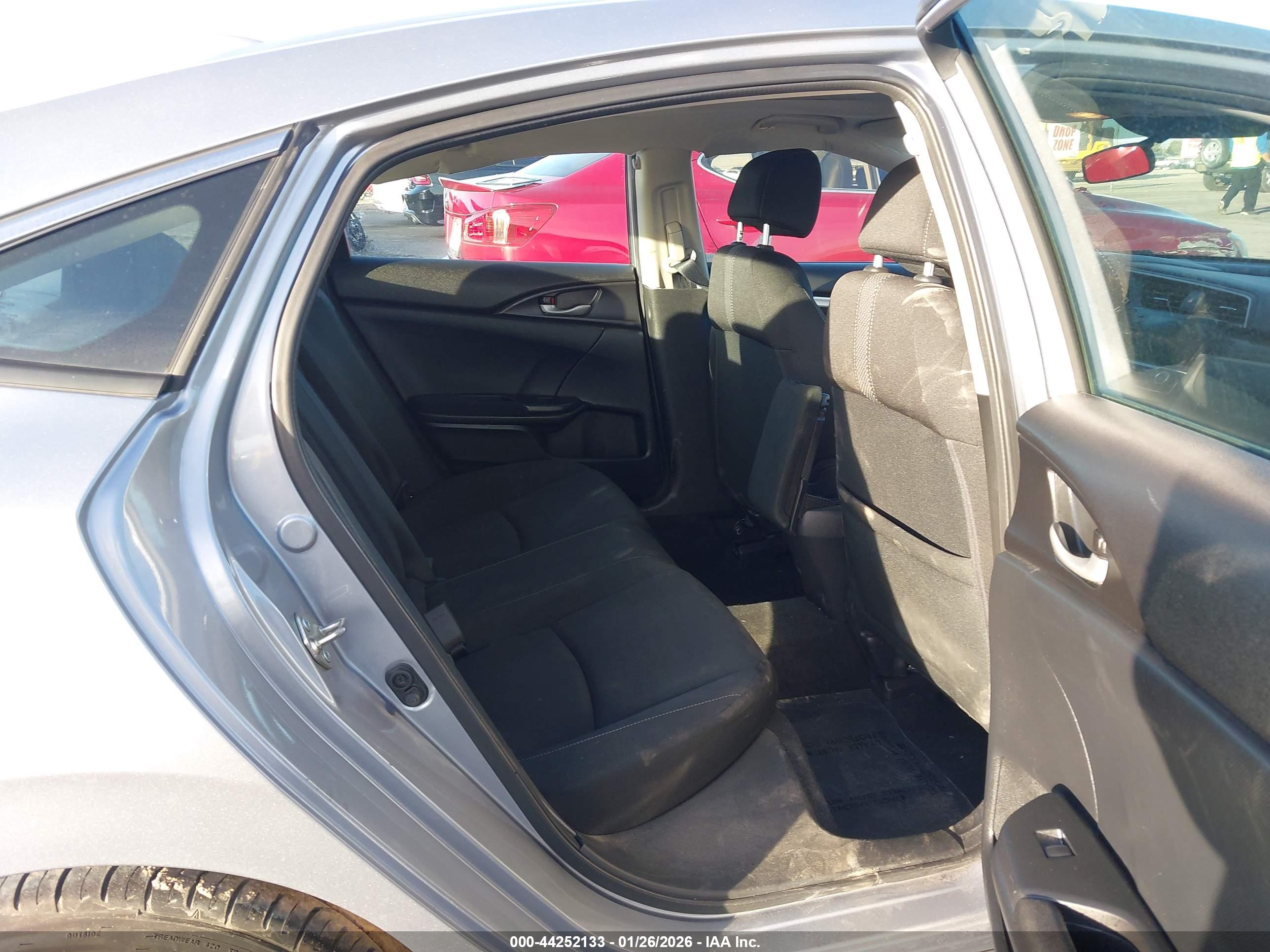 HONDA CIVIC image 8