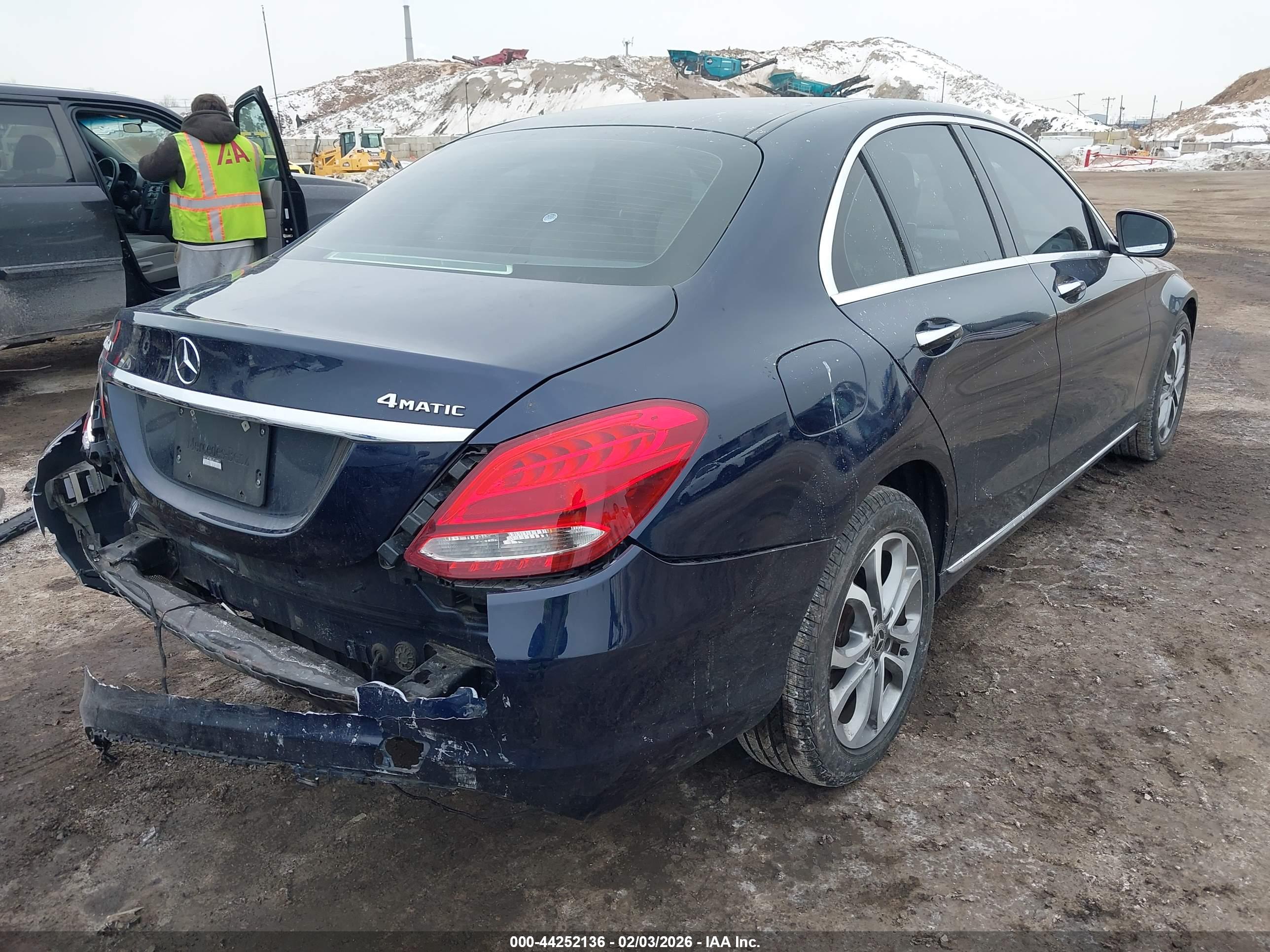MERCEDES-BENZ C image 4