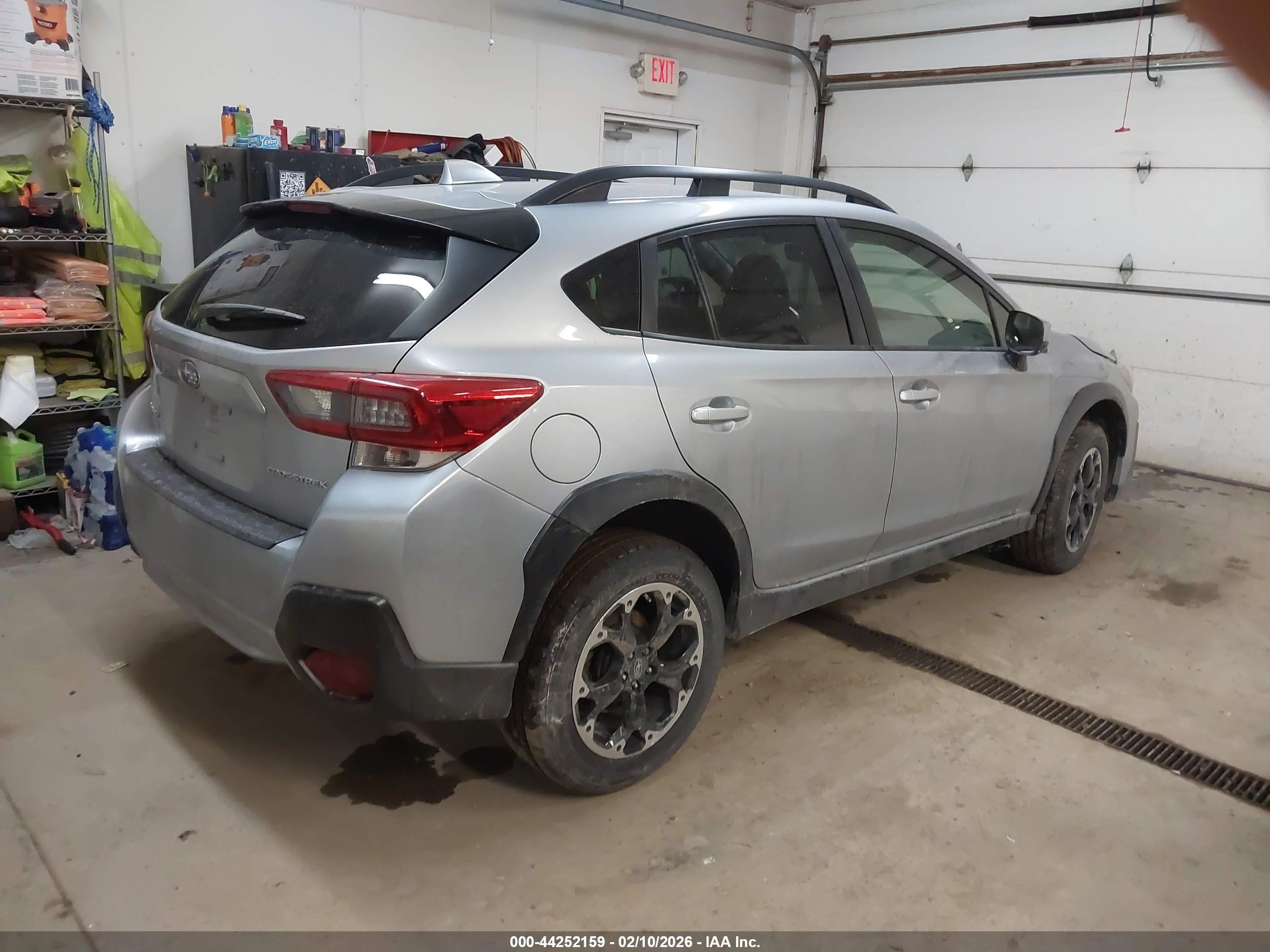 SUBARU CROSSTREK image 4