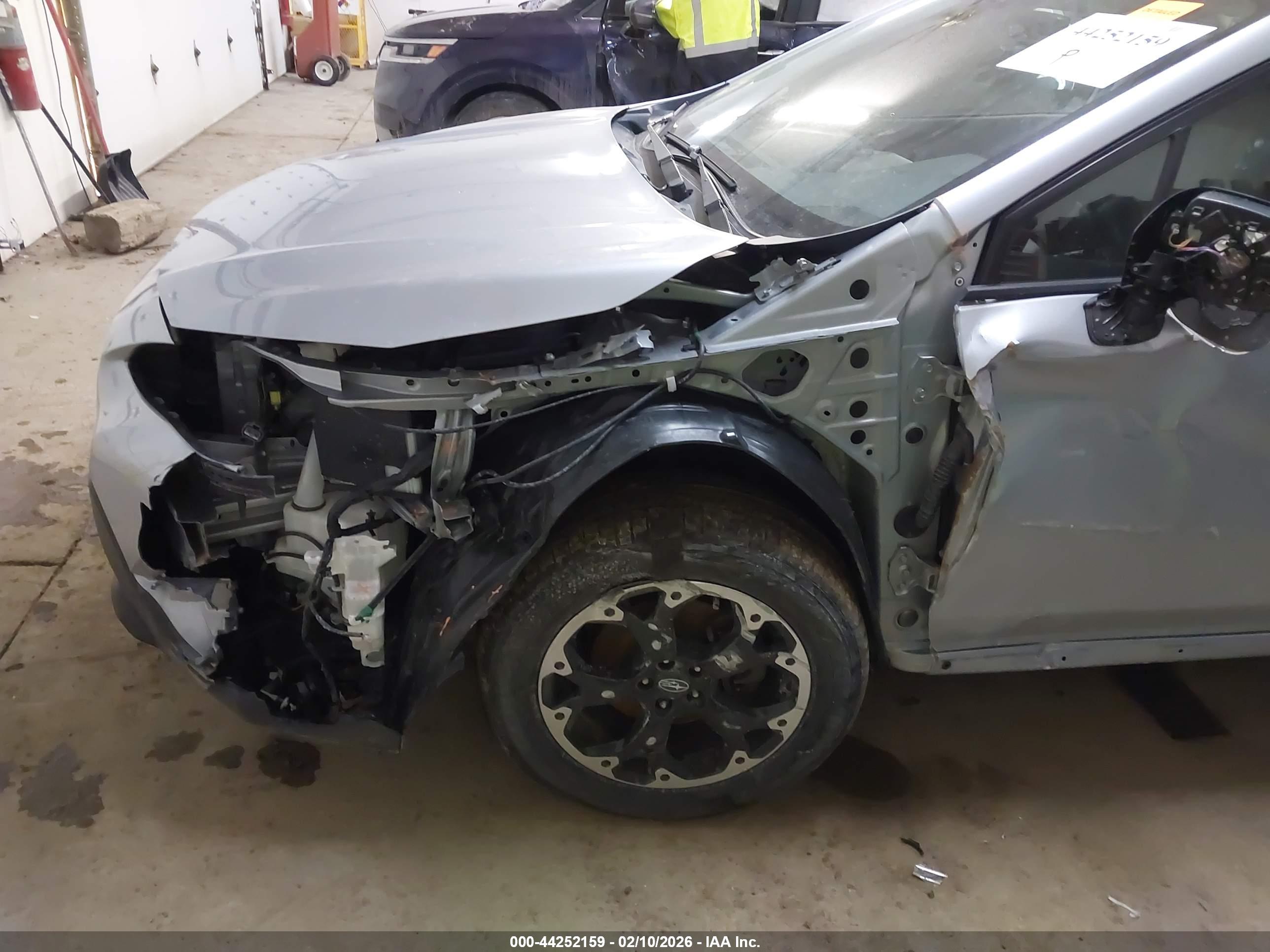 SUBARU CROSSTREK image 6