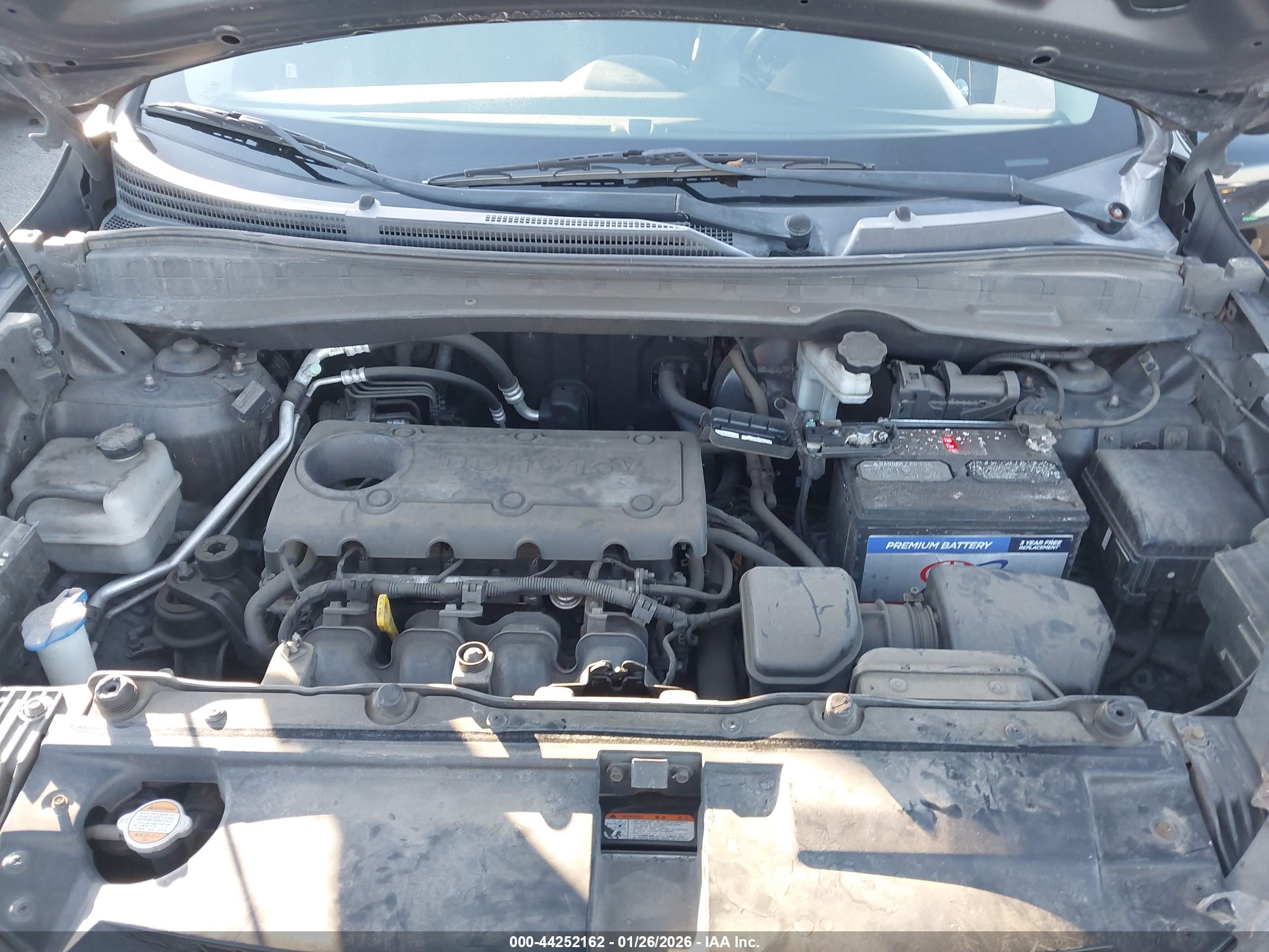 HYUNDAI TUCSON image 10
