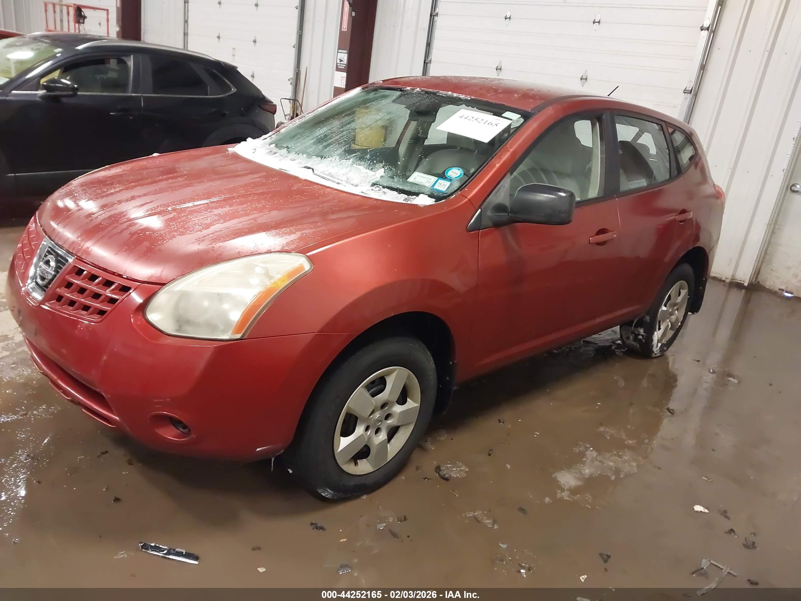 NISSAN ROGUE image 2