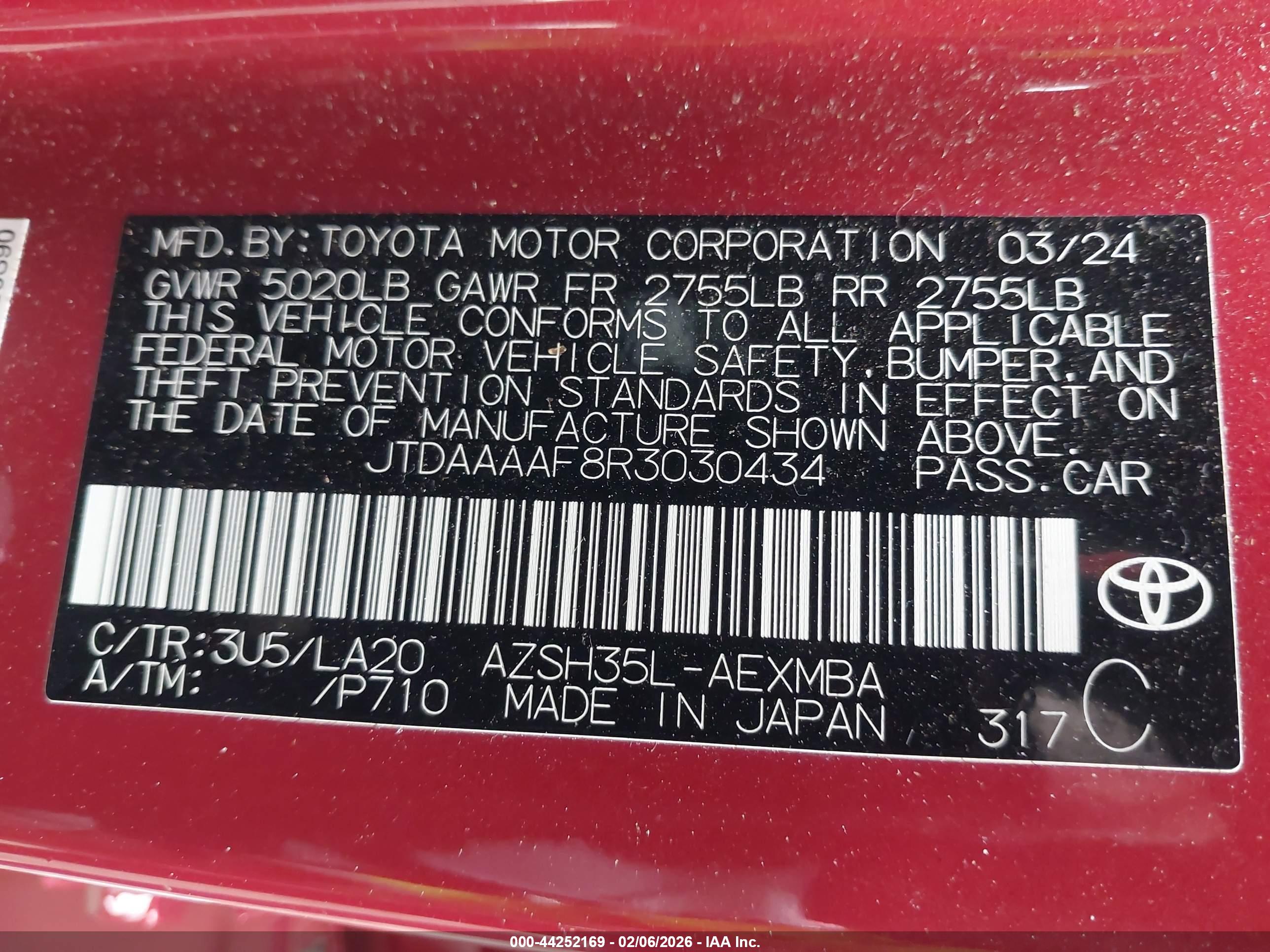 TOYOTA CROWN image 9