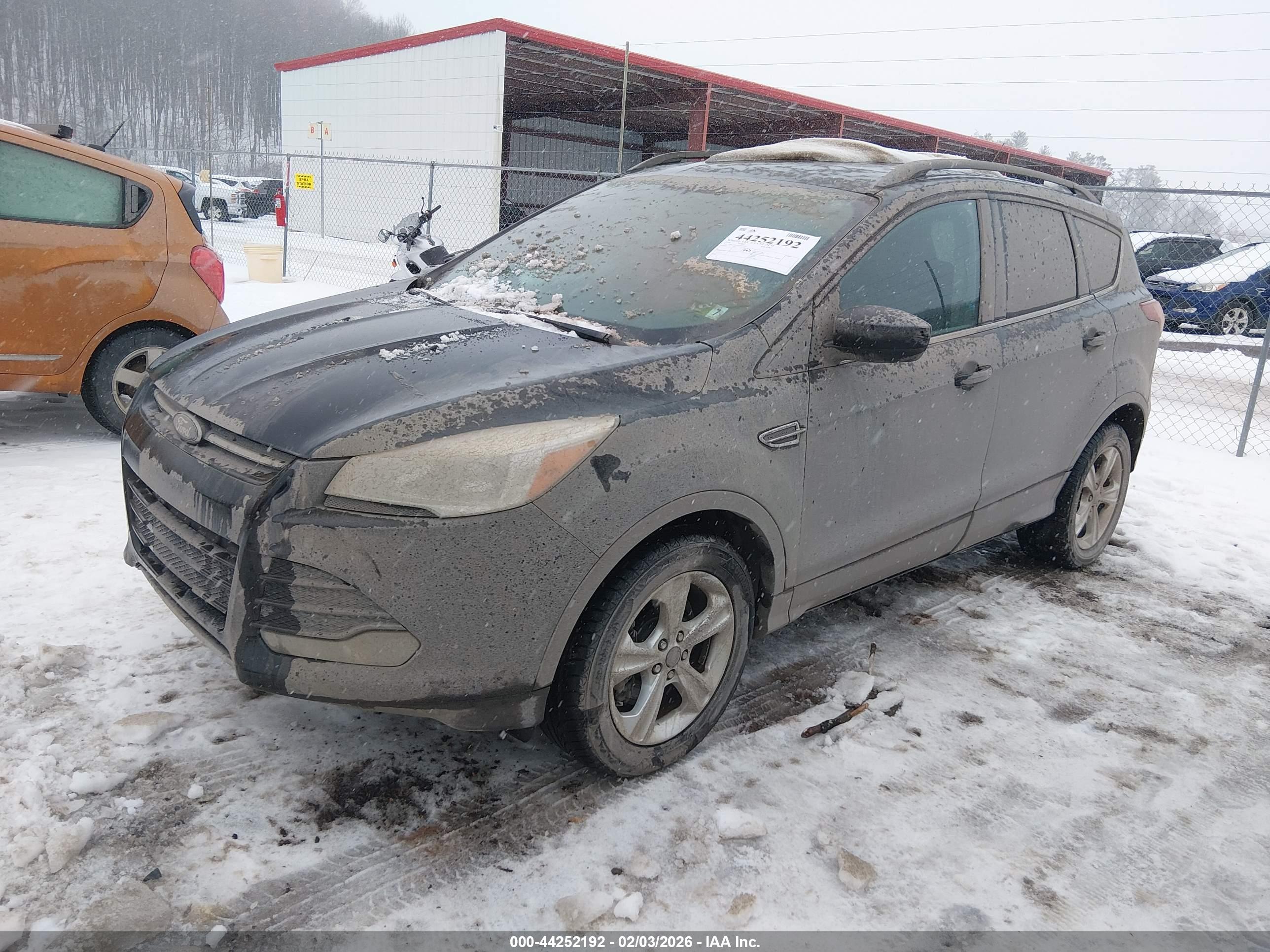 FORD ESCAPE image 2