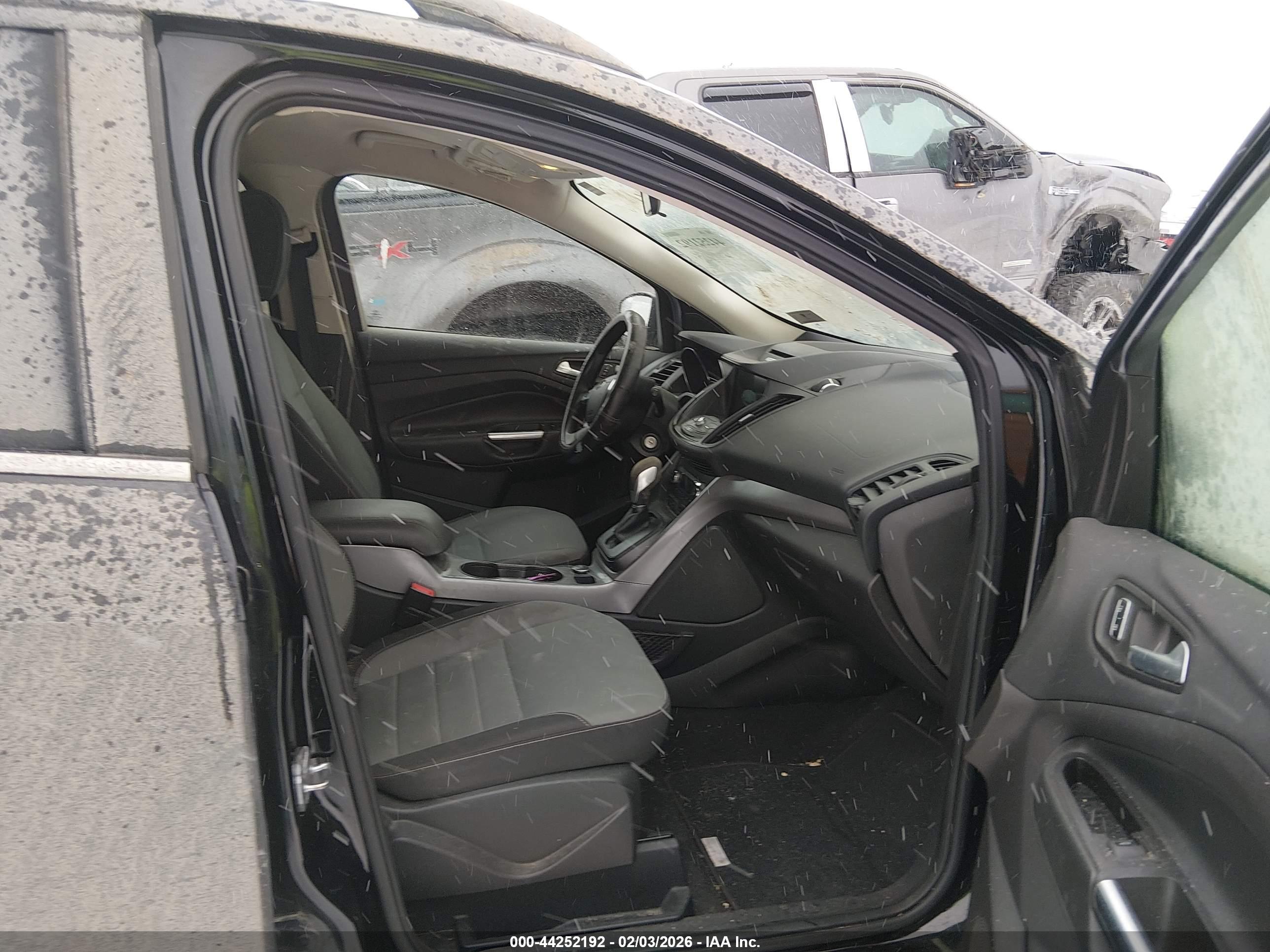 FORD ESCAPE image 5