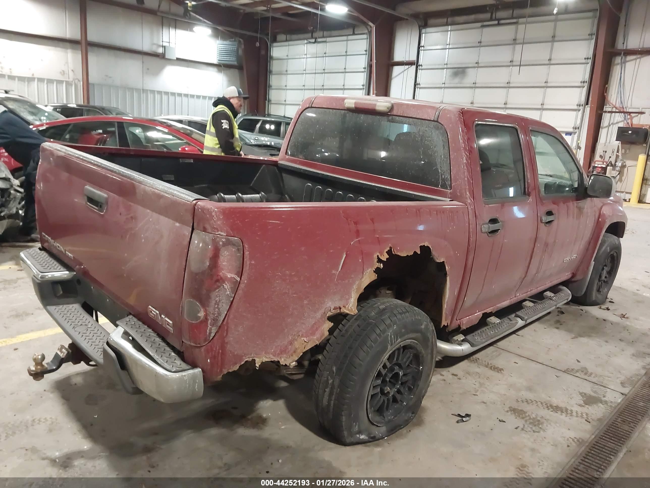 GMC CANYON image 4