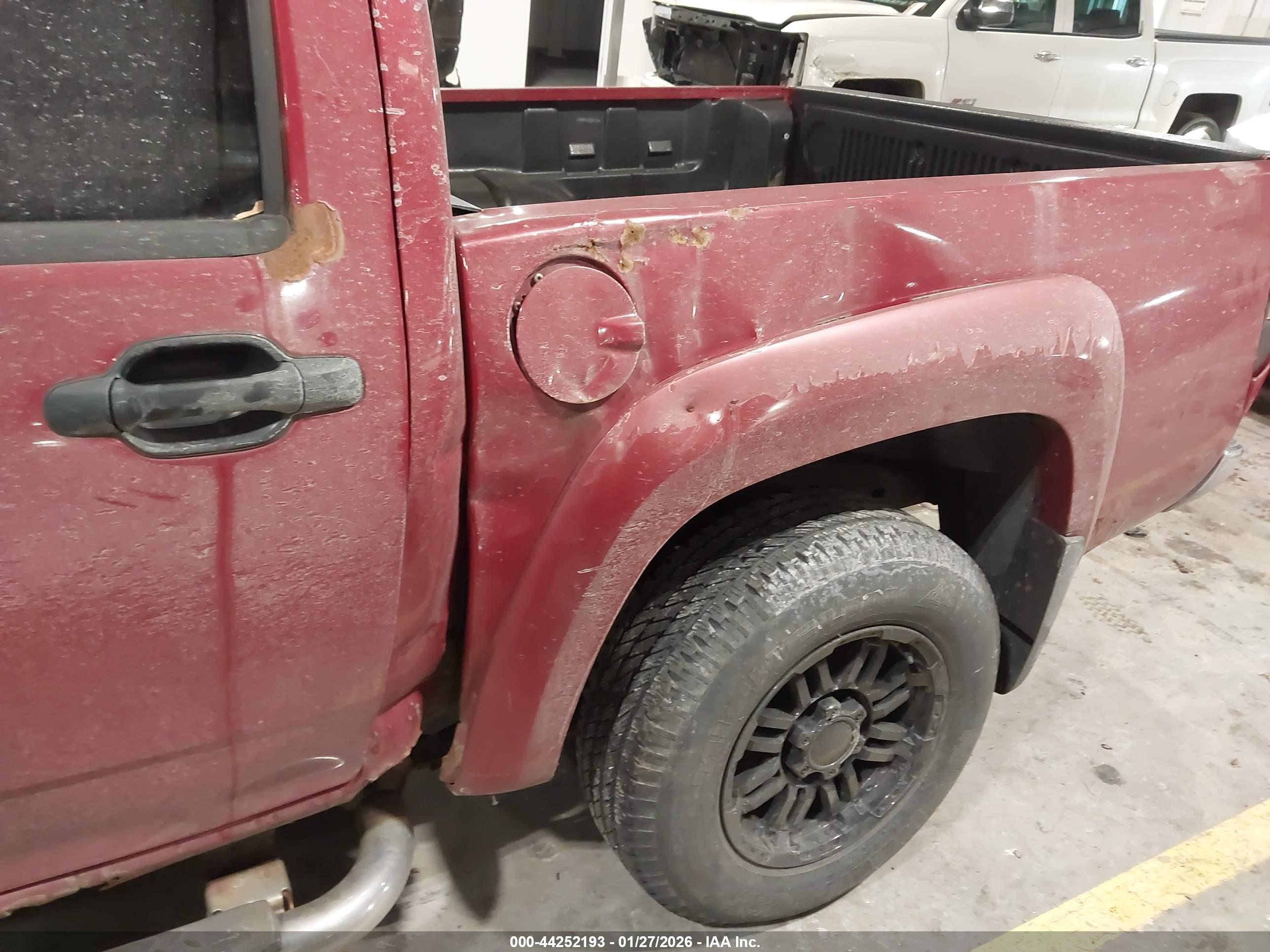 GMC CANYON image 6