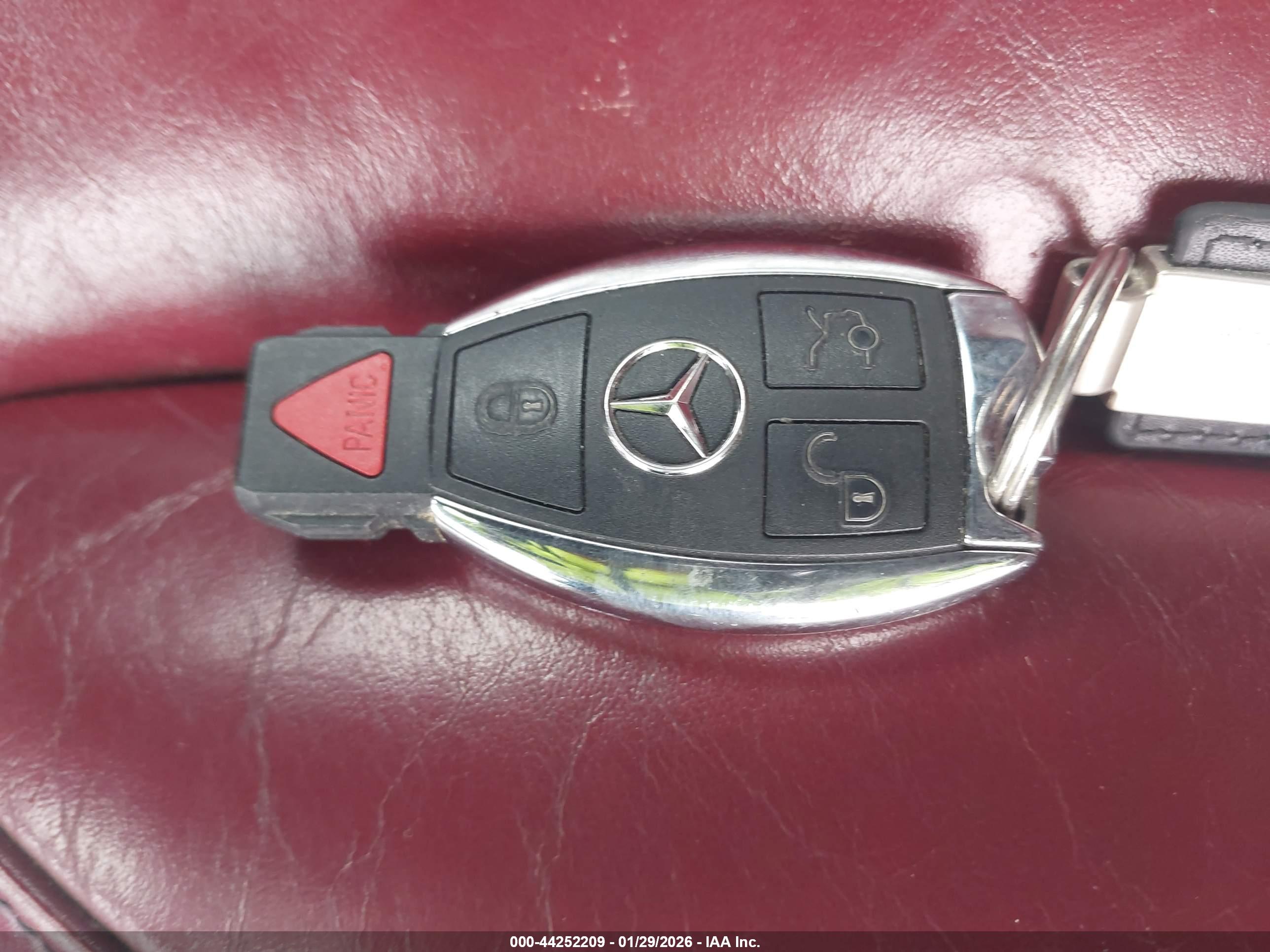 MERCEDES-BENZ SLK image 11