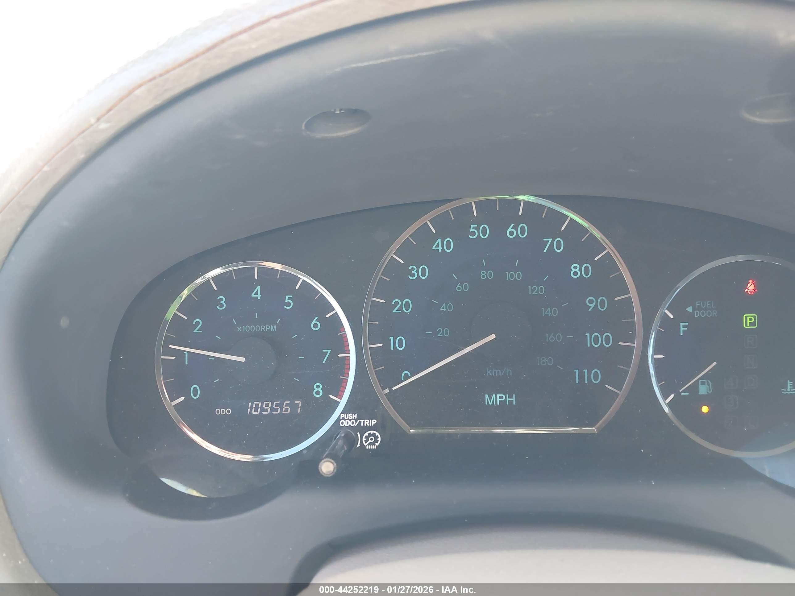 TOYOTA SIENNA image 7