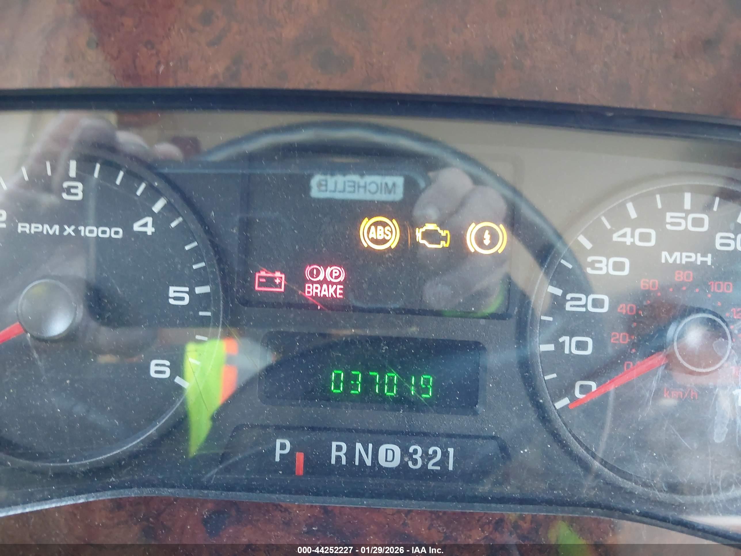 FORD F550 image 7