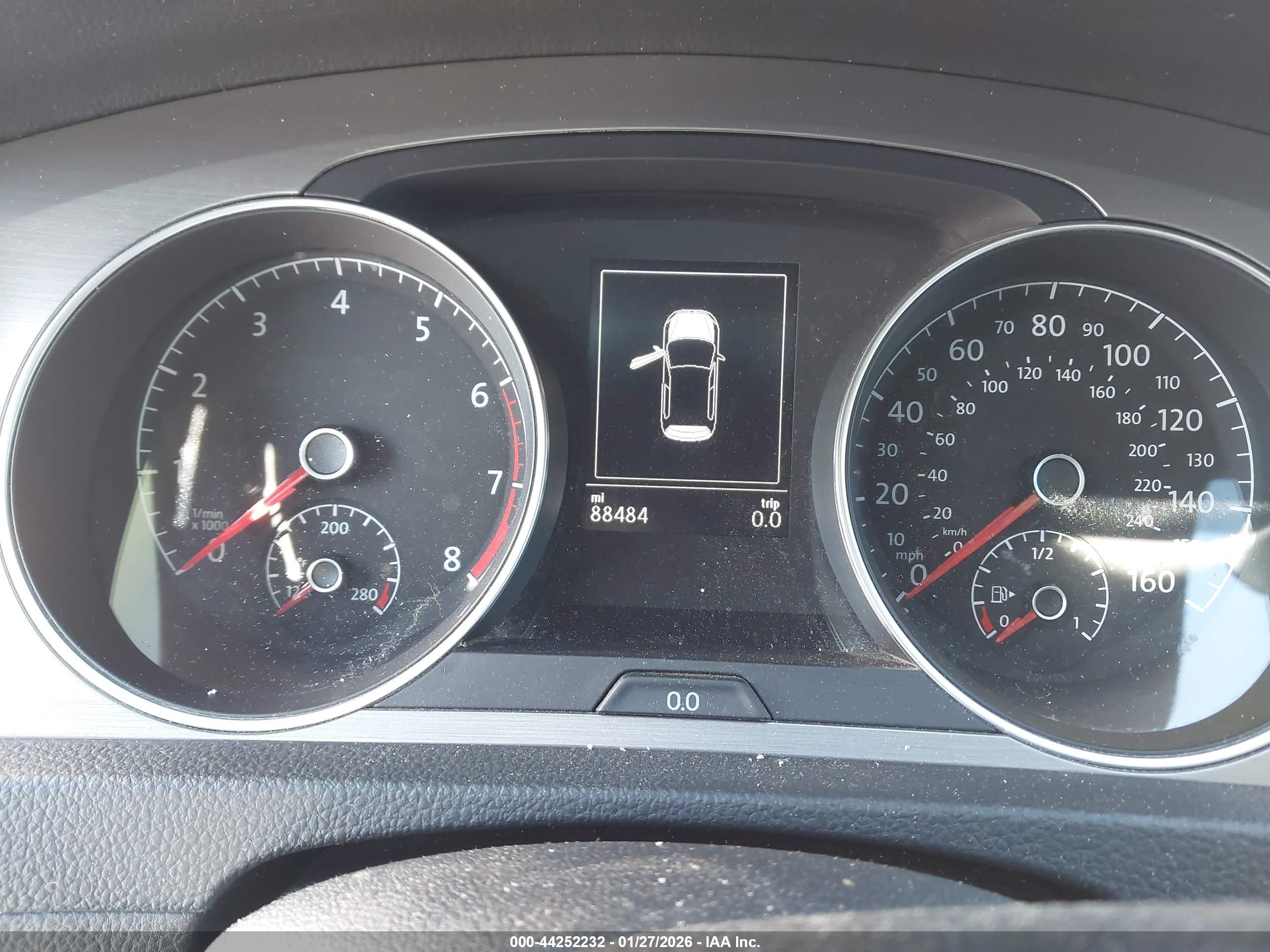 VOLKSWAGEN GOLF image 7