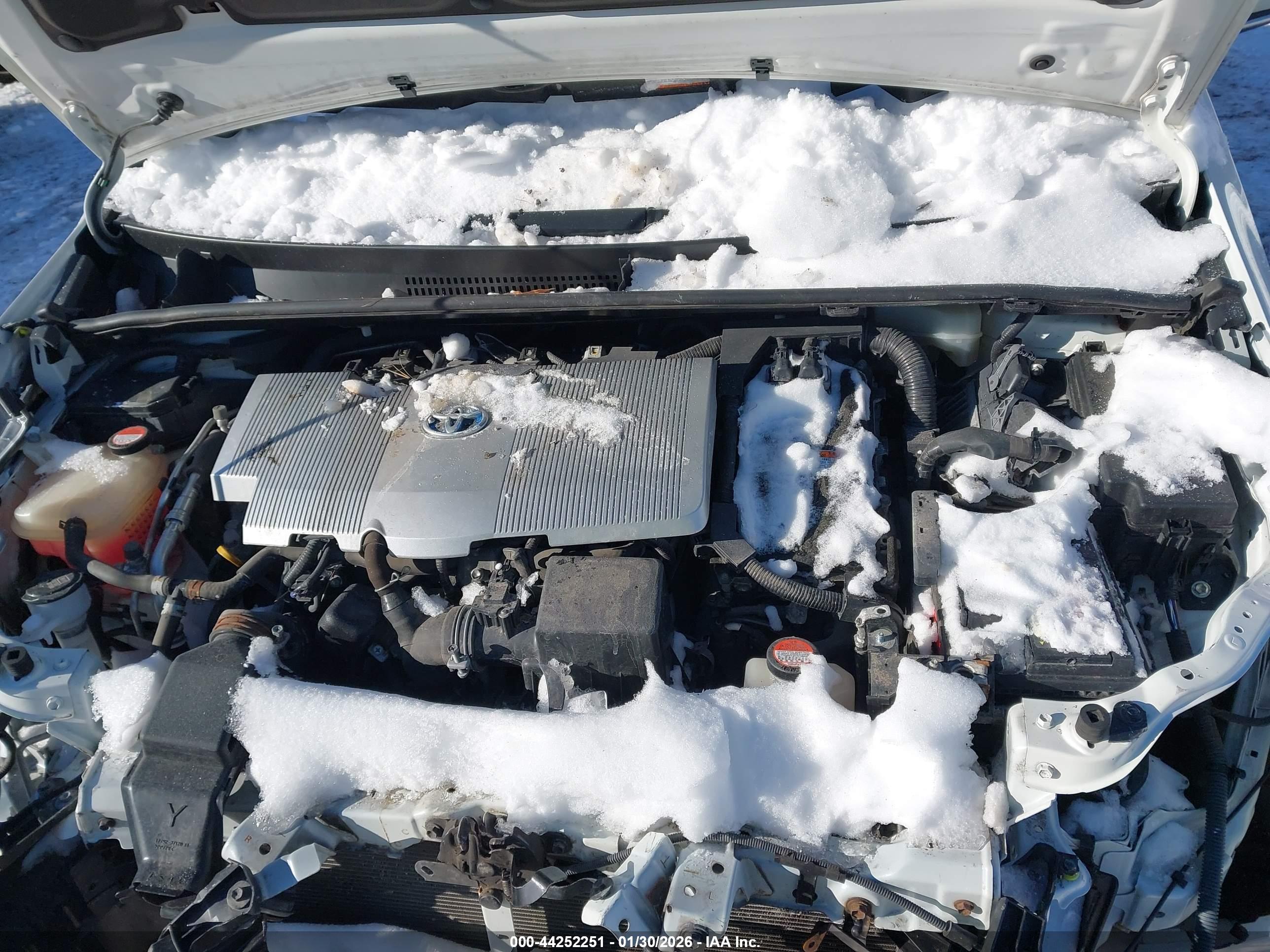 TOYOTA PRIUS image 10