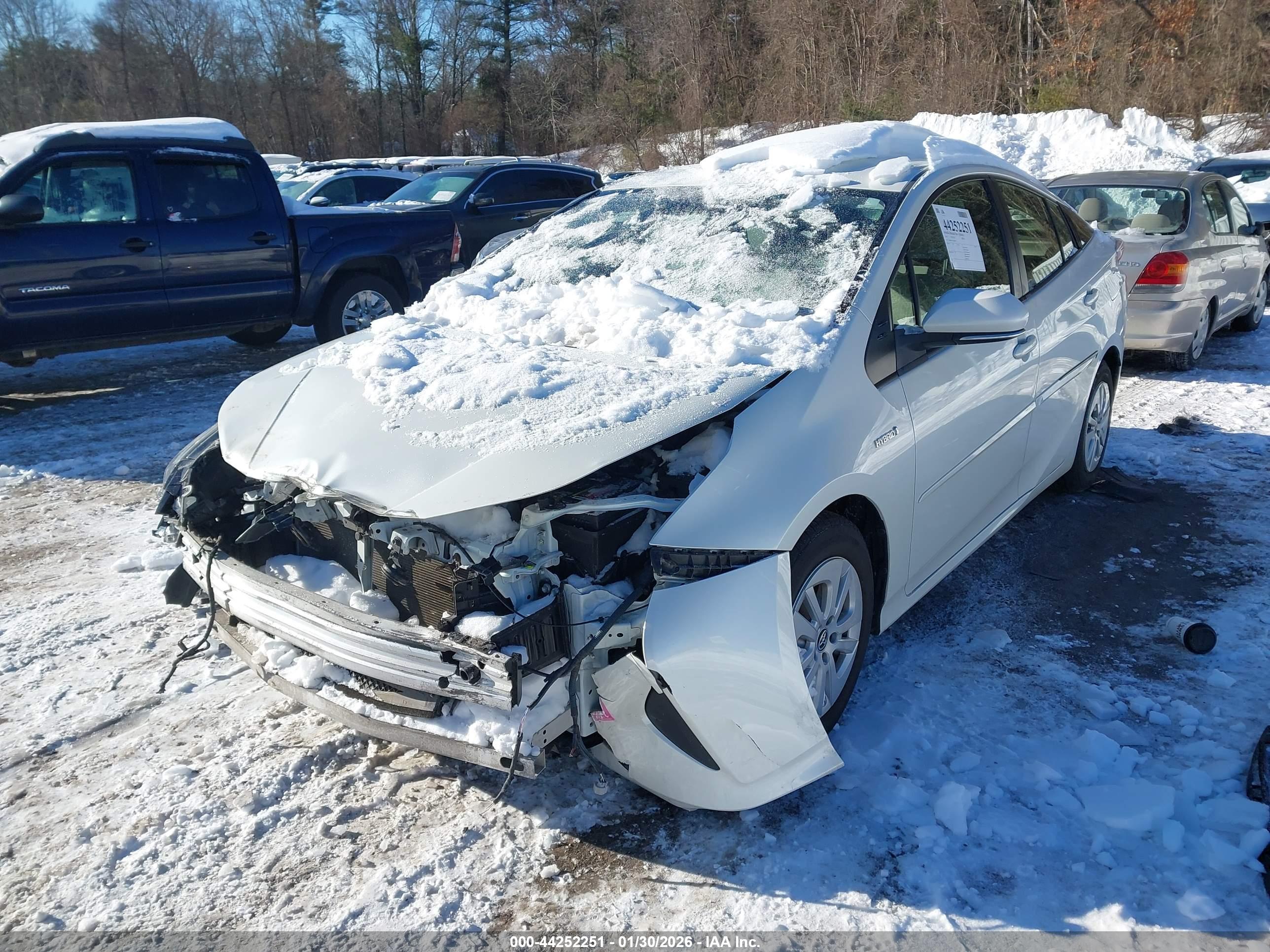 TOYOTA PRIUS image 2