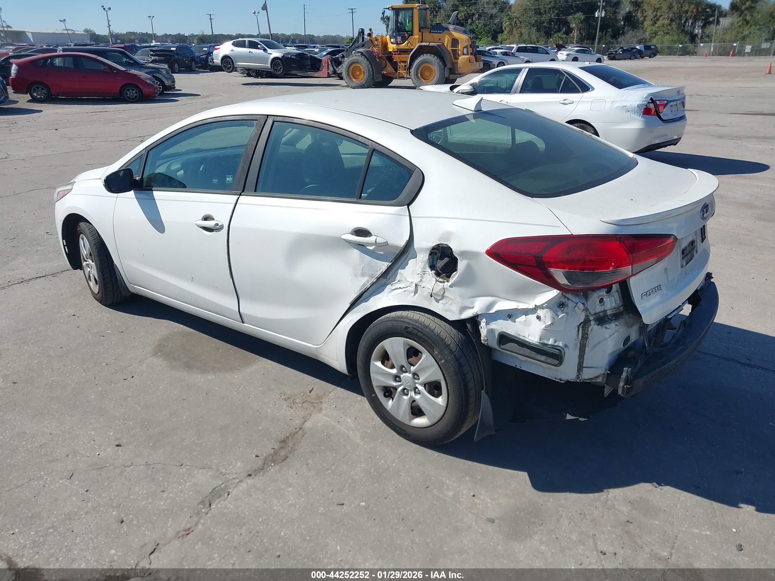 KIA FORTE image 3