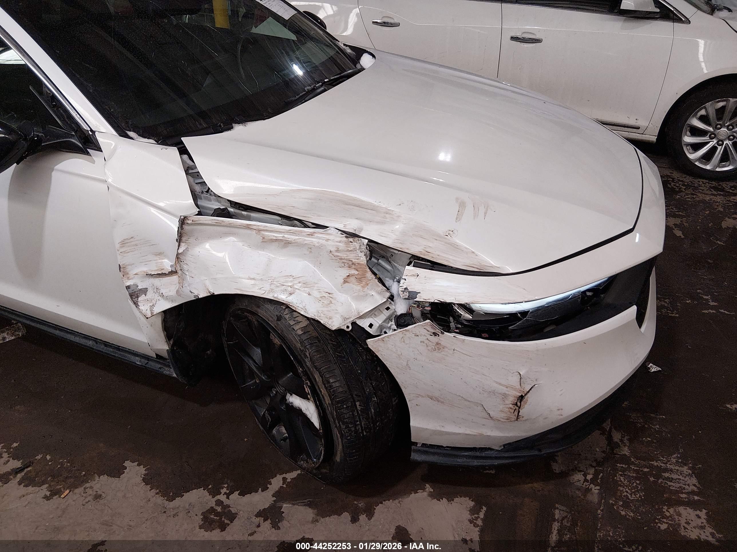 HONDA ACCORD image 6