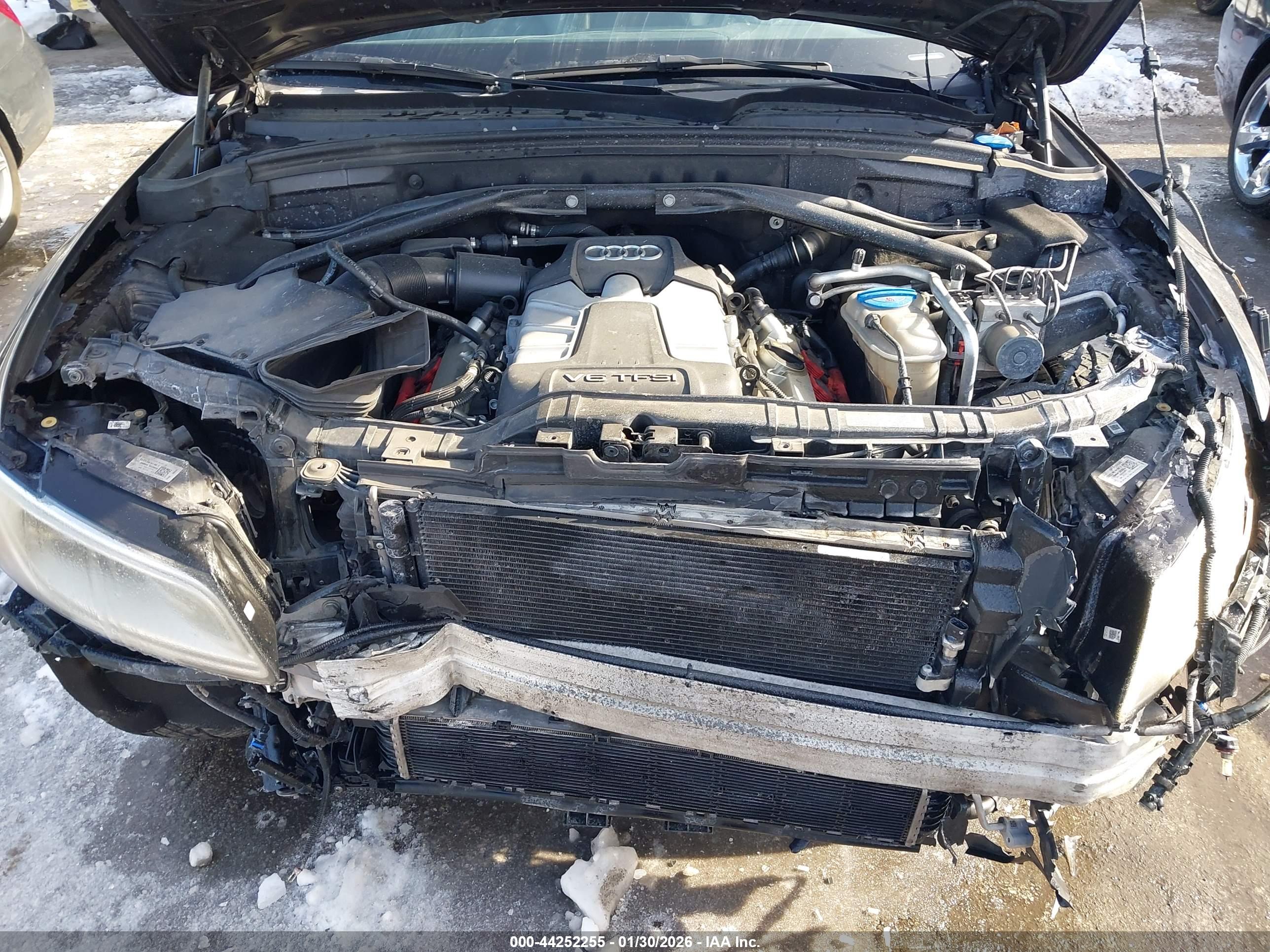 AUDI SQ5 image 10