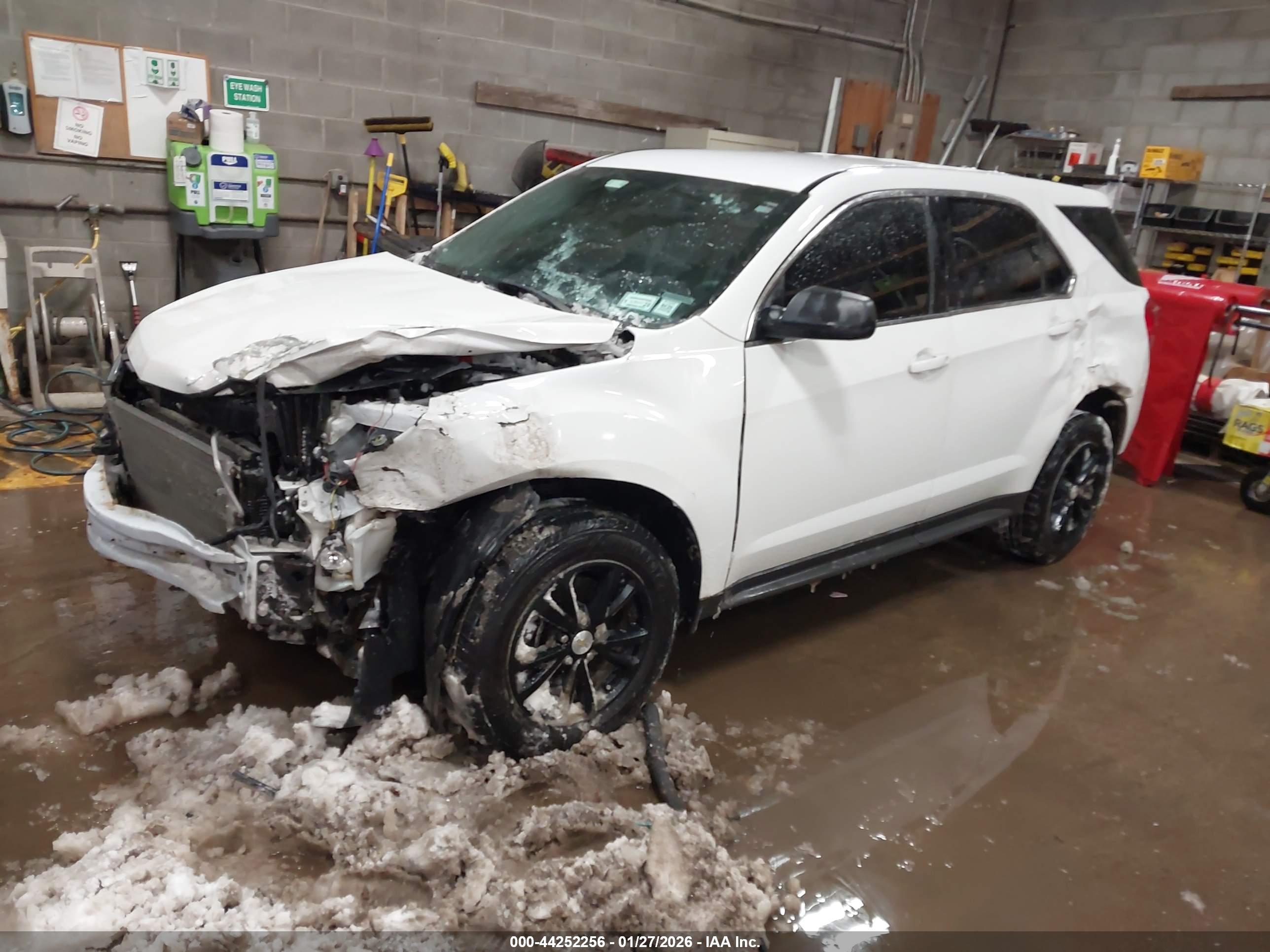 CHEVROLET EQUINOX image 2