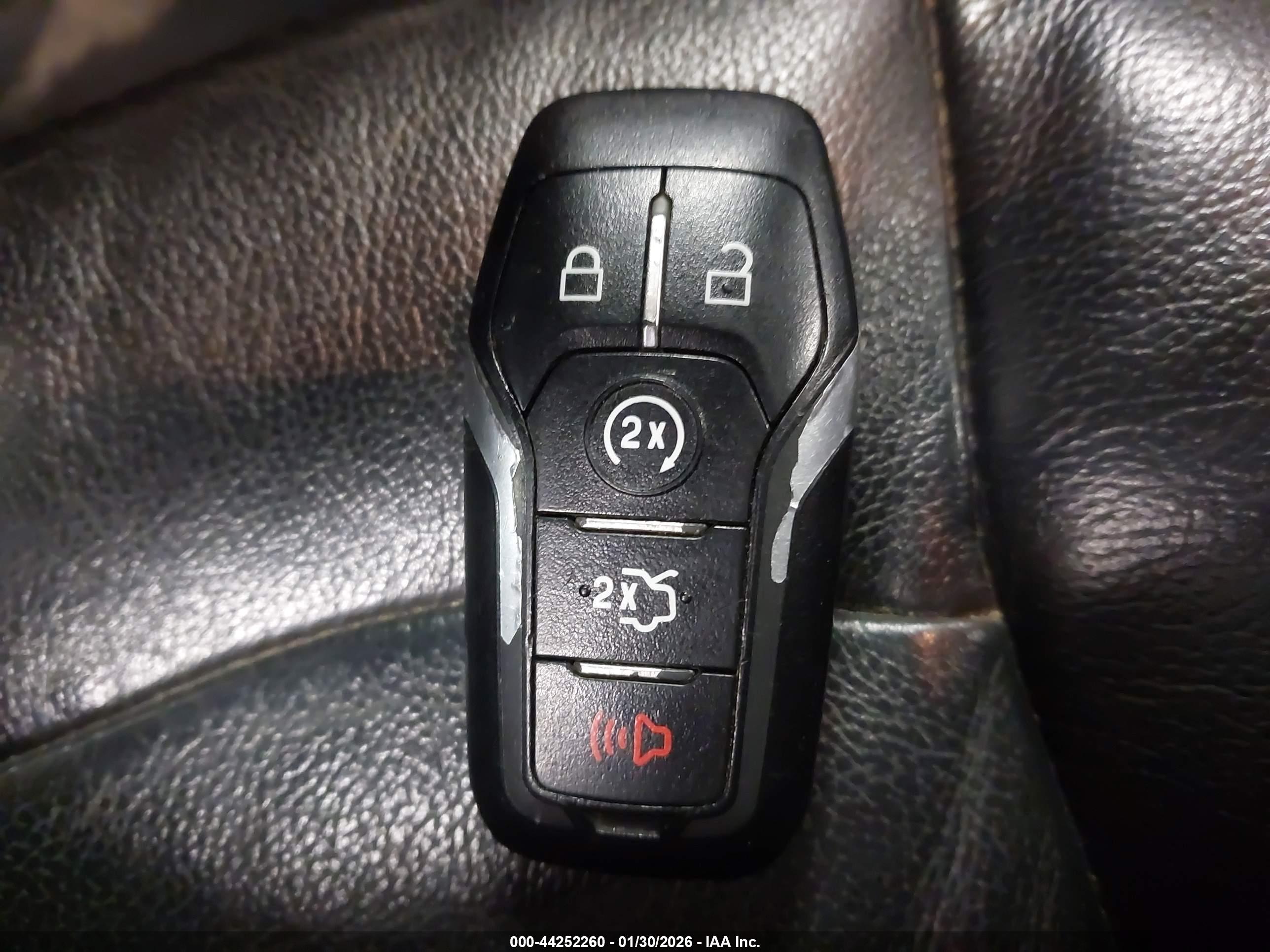 FORD EXPLORER image 11