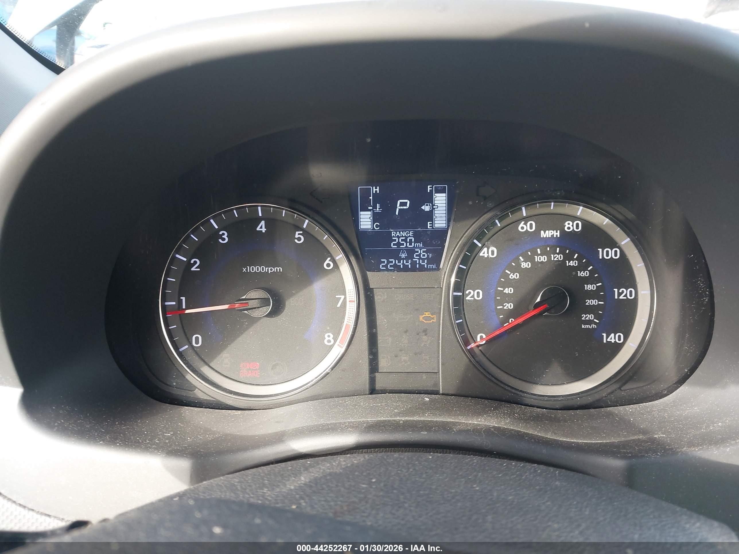 HYUNDAI ACCENT image 7