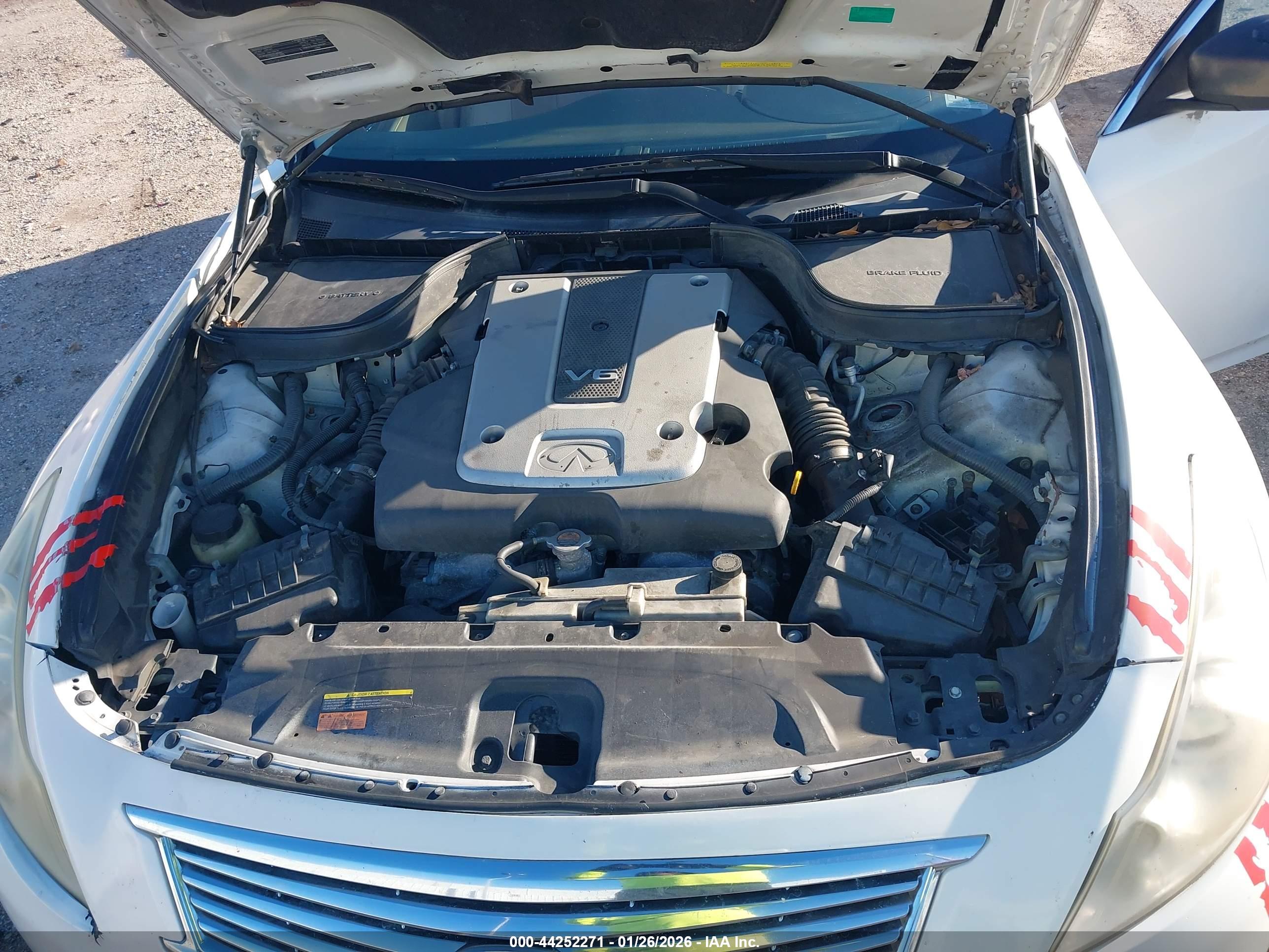 INFINITI G25 image 10