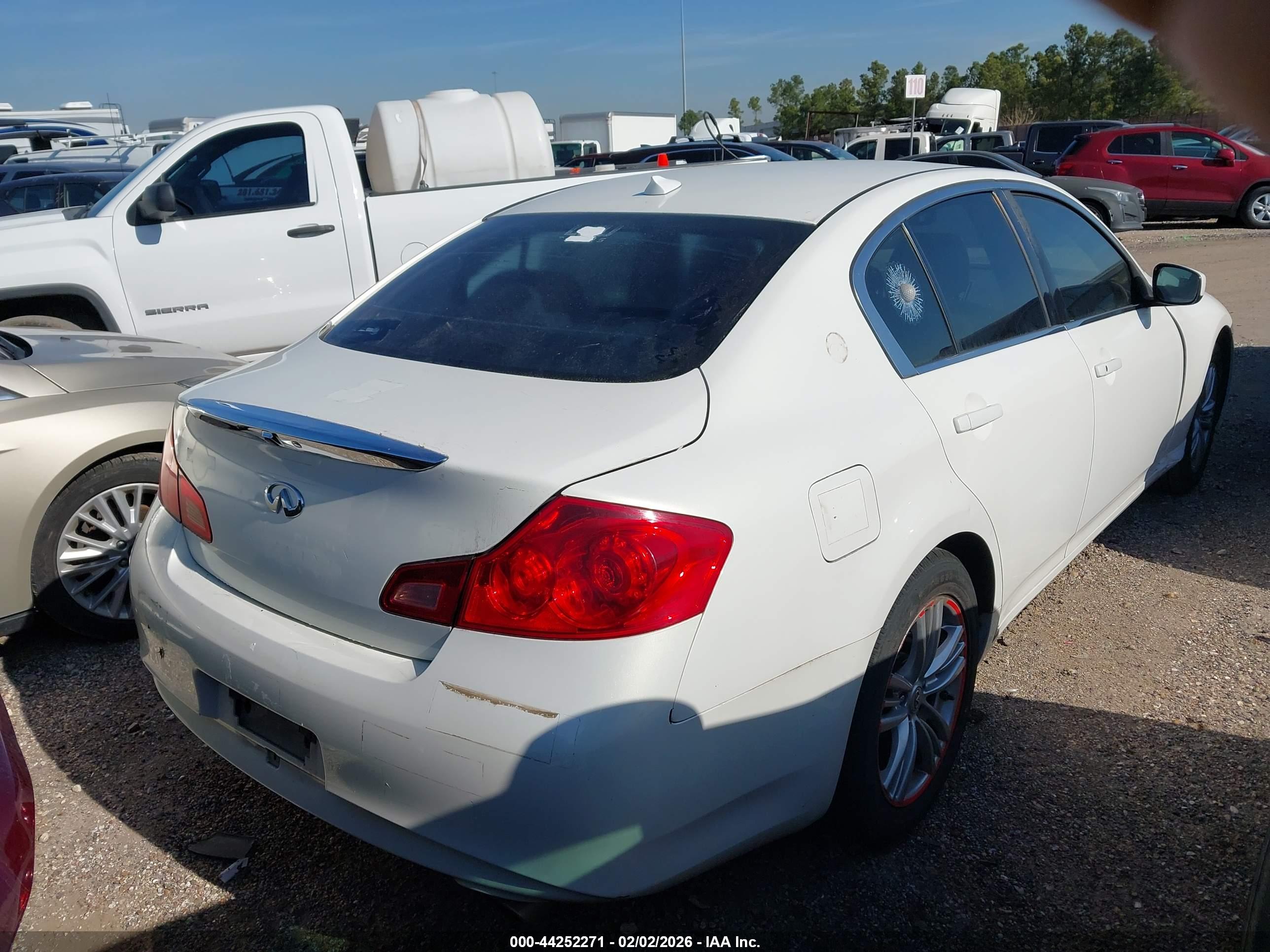 INFINITI G25 image 4