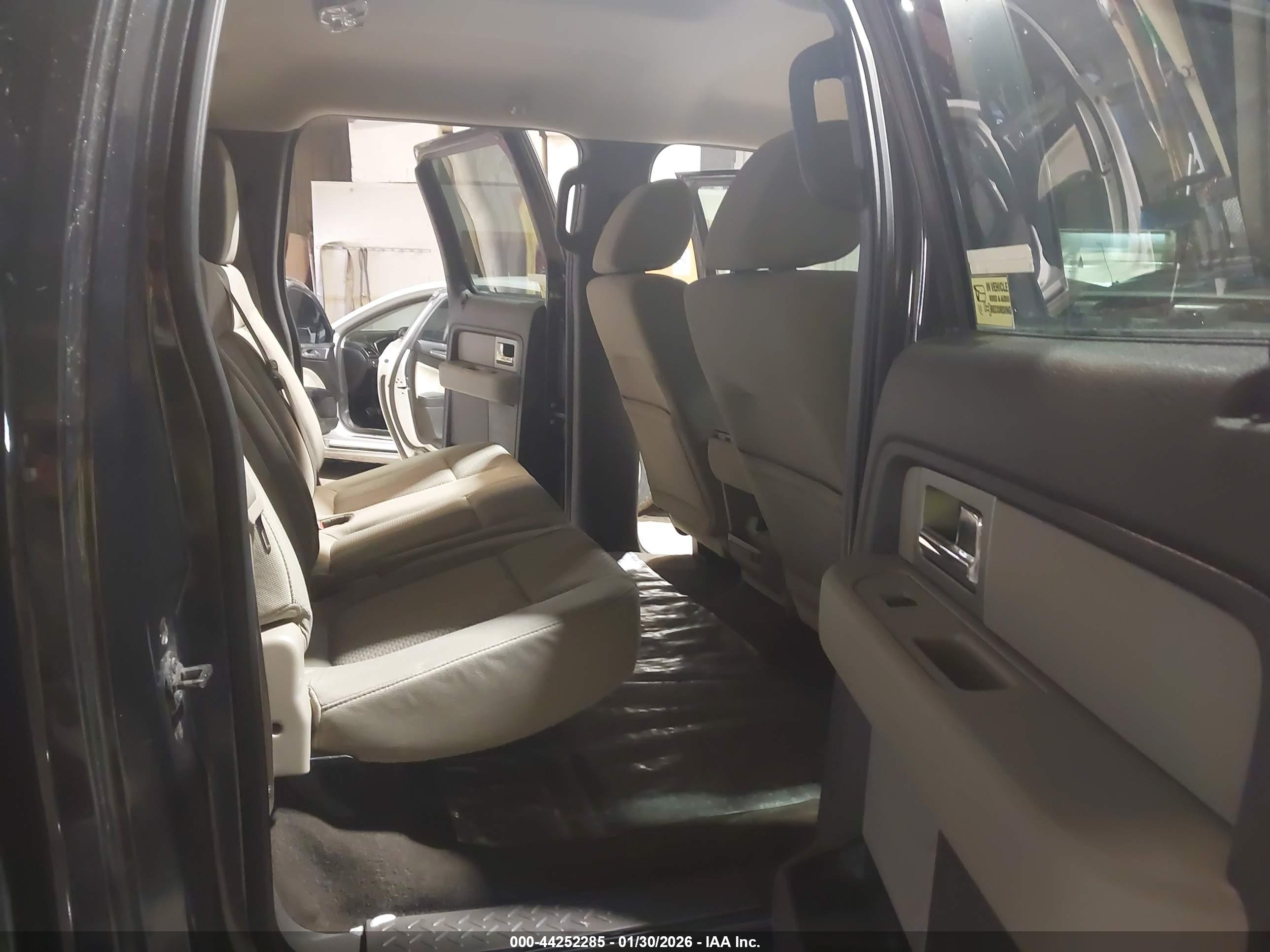 FORD F-150 image 8