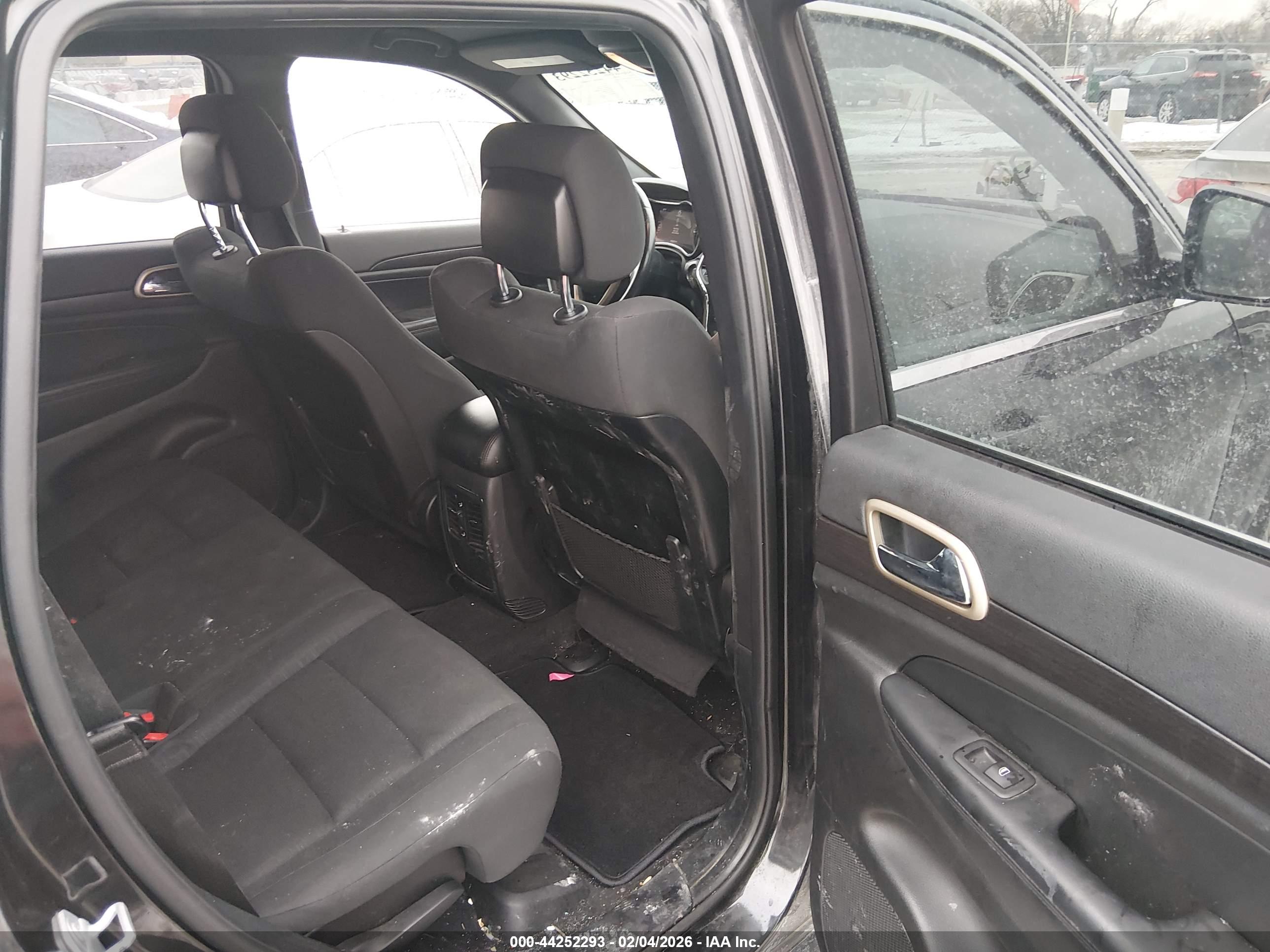 JEEP GRAND image 8