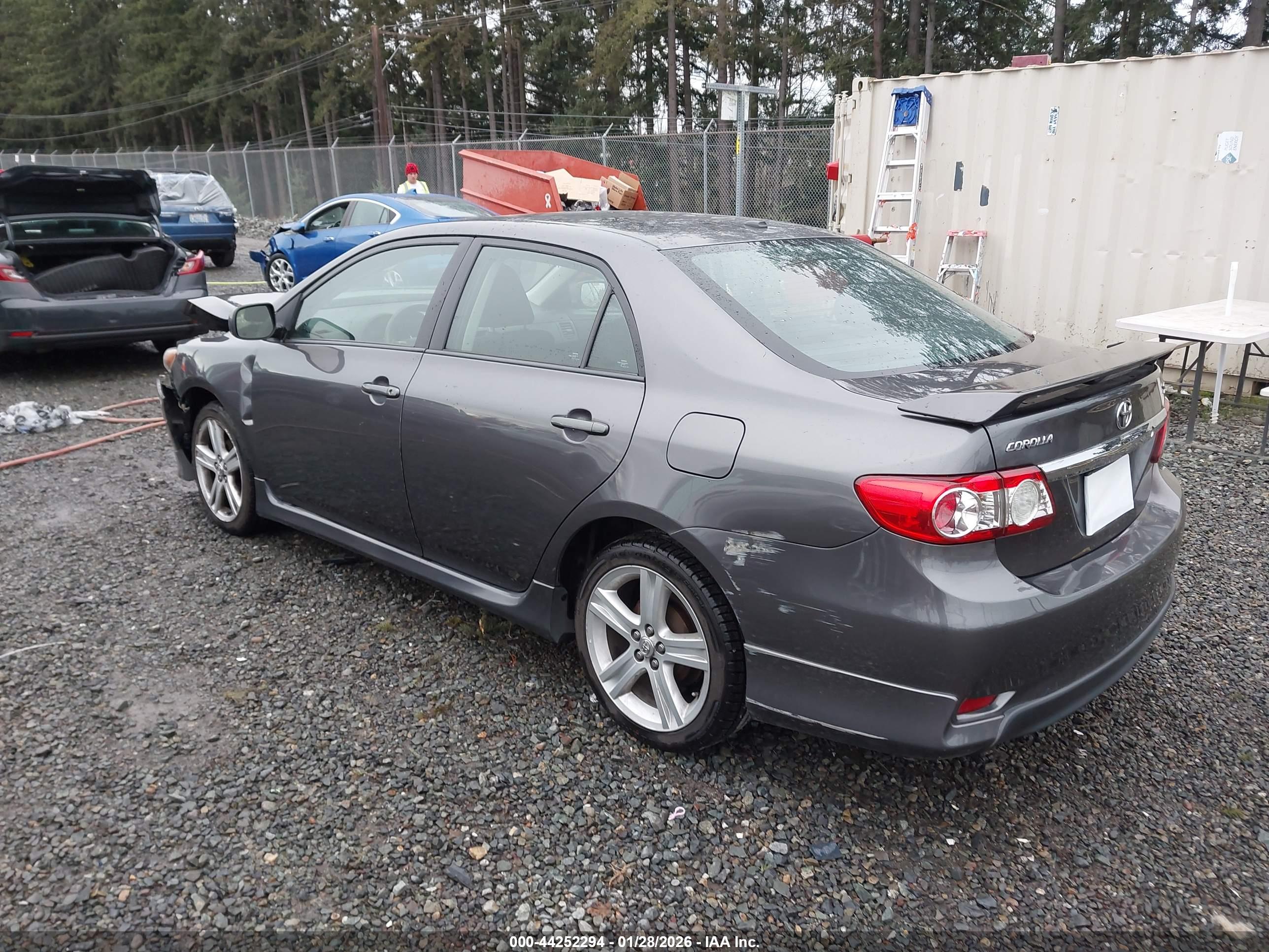 TOYOTA COROLLA image 3